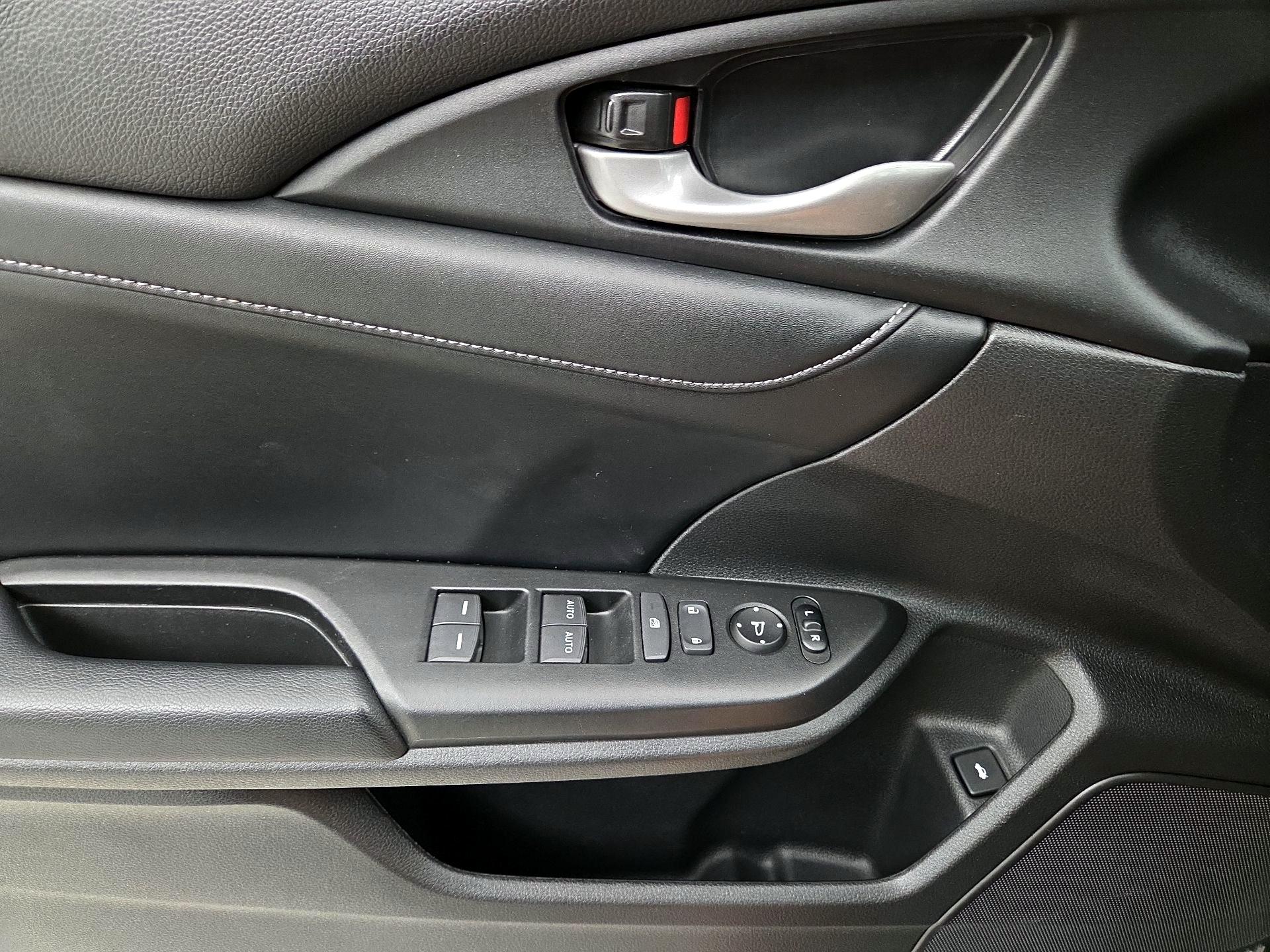 Thumbnail: 2022 Honda Insight - 12