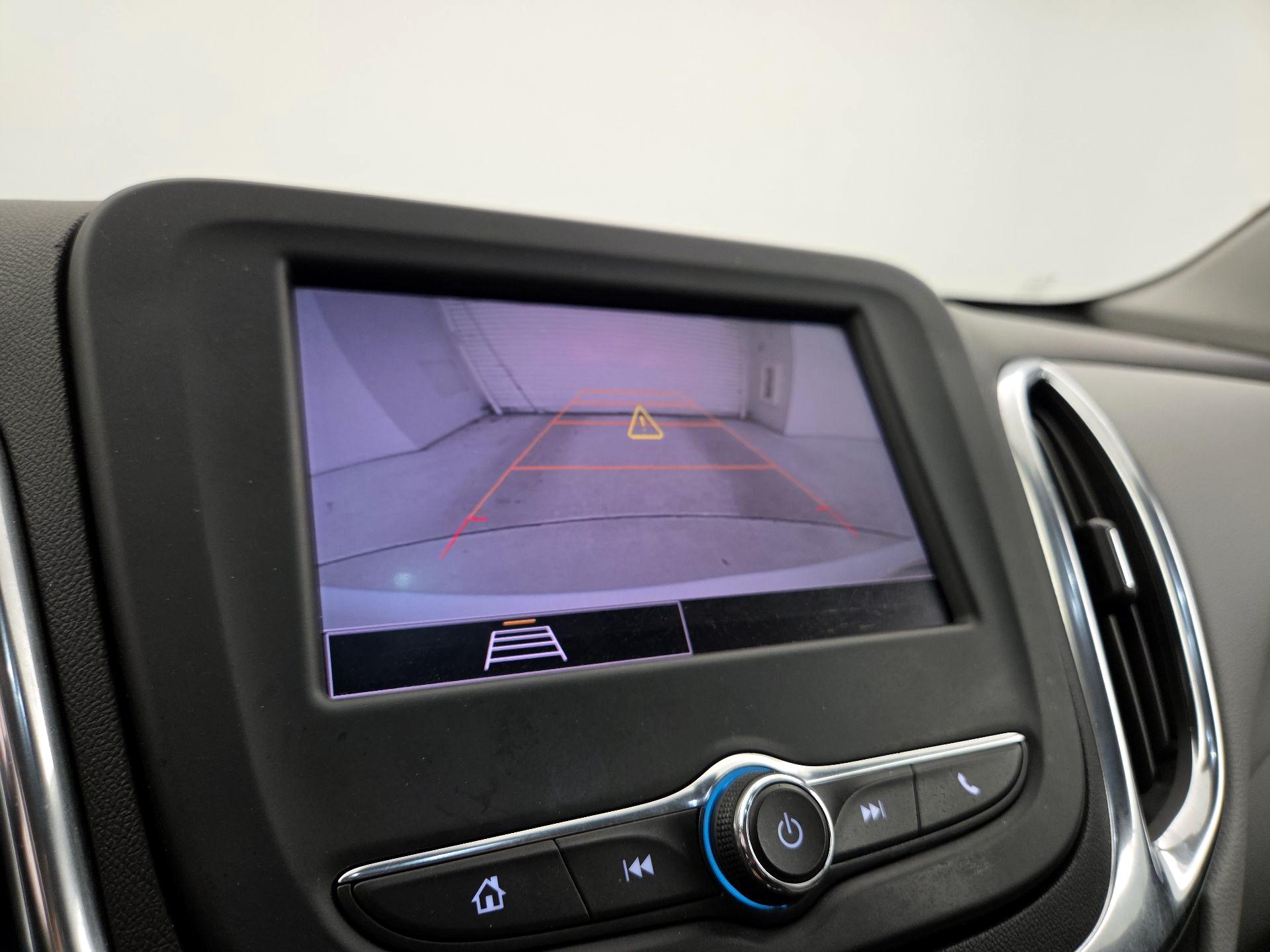 Thumbnail: 2022 Chevrolet Equinox - 14