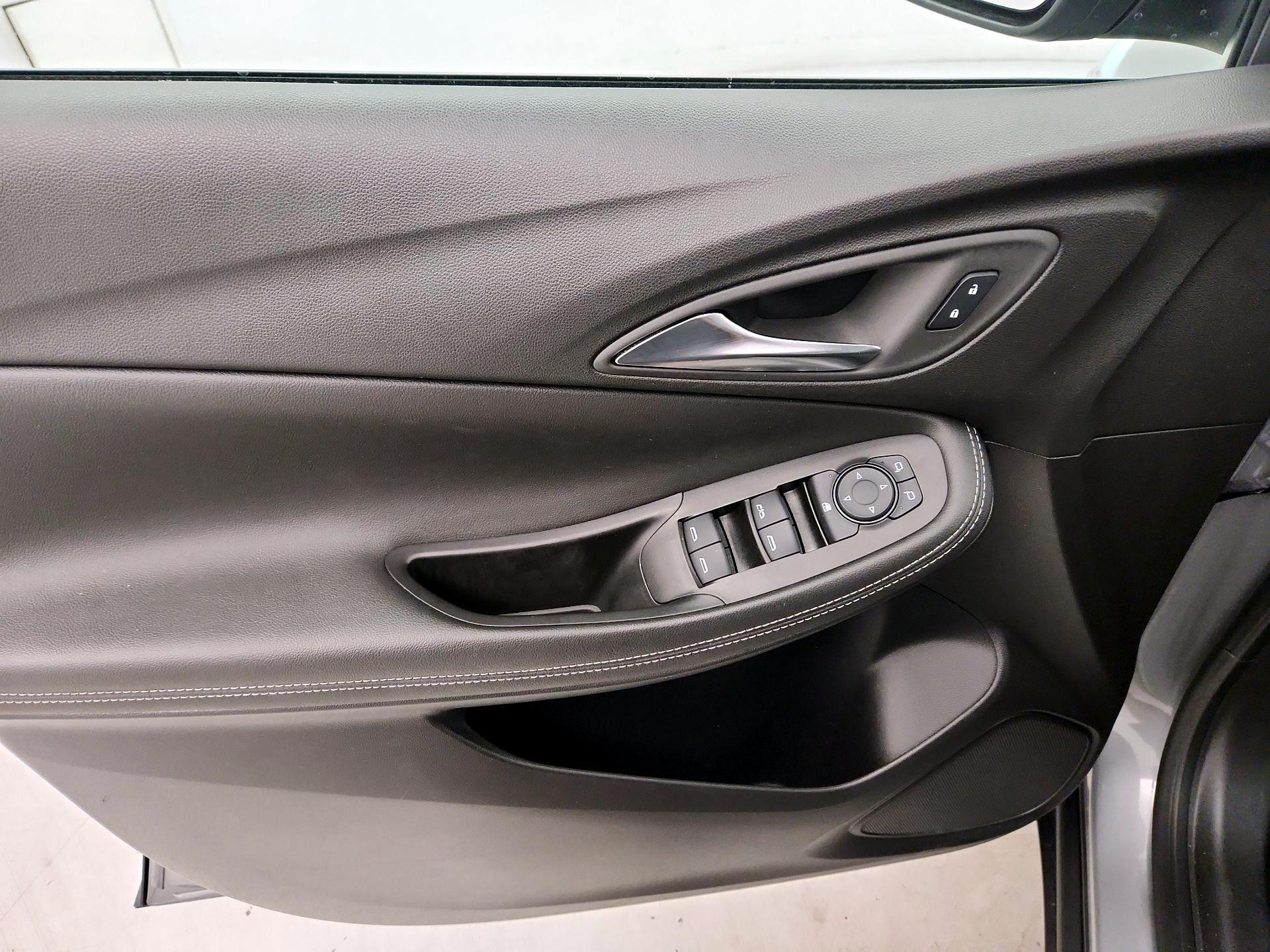 Thumbnail: 2025 Buick Encore GX - 12