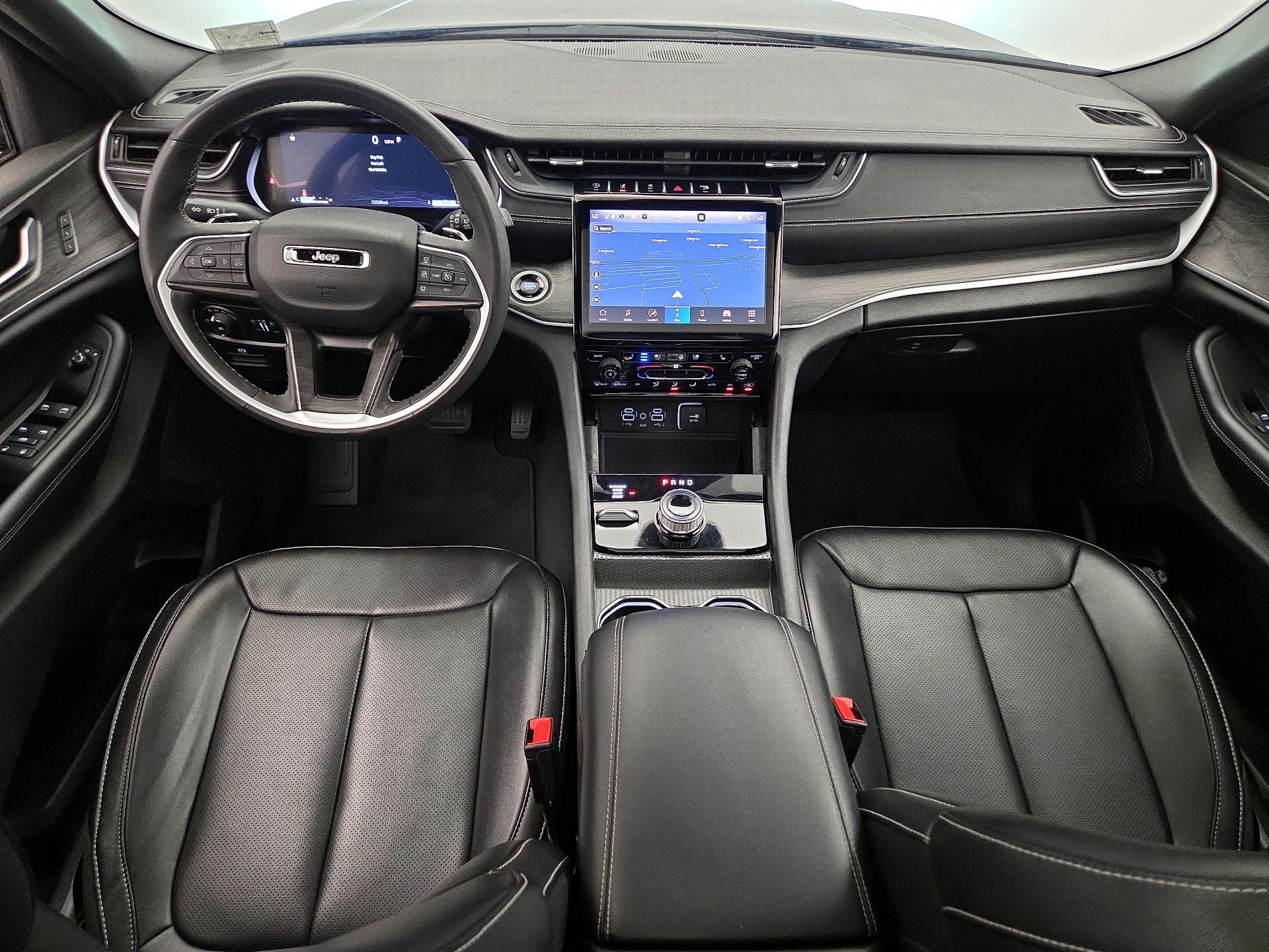 Thumbnail: 2024 Jeep Grand Cherokee L - 9