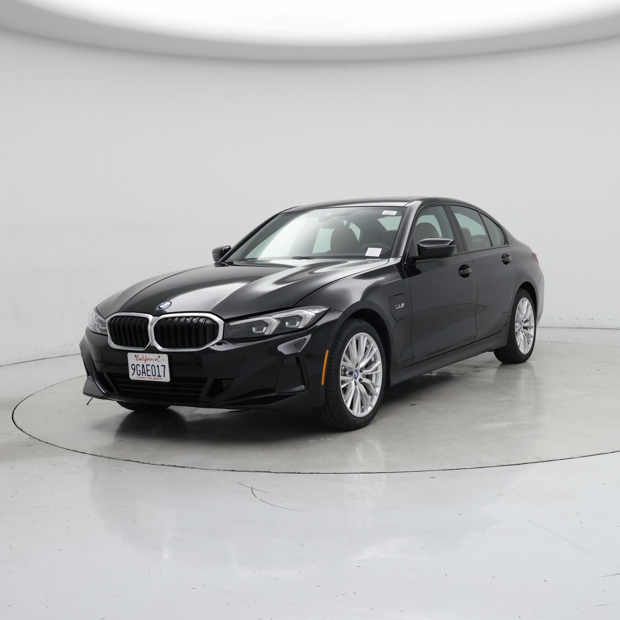 Thumbnail: 2023 BMW 3 Series - 4