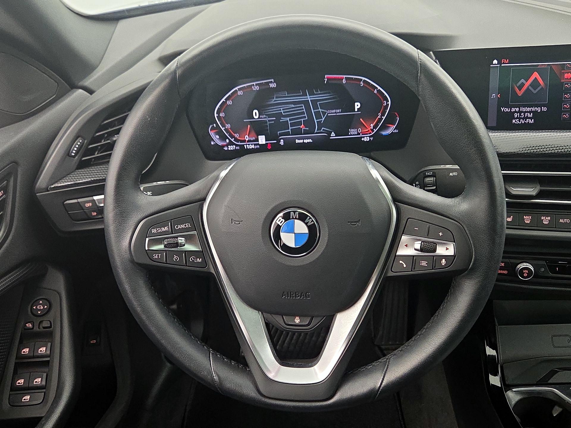 Thumbnail: 2023 BMW 2 Series - 10