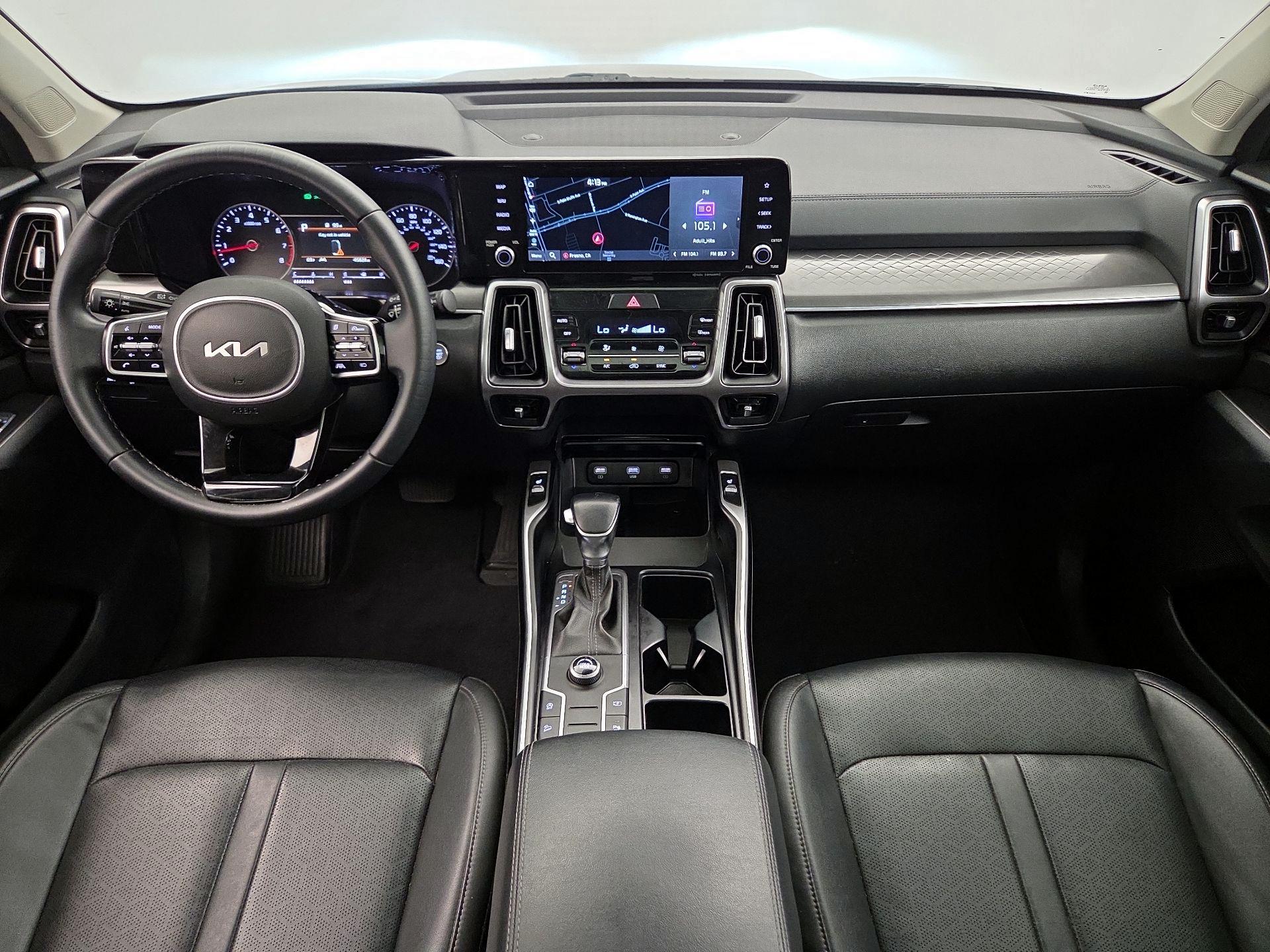 Thumbnail: 2022 Kia Sorento - 9