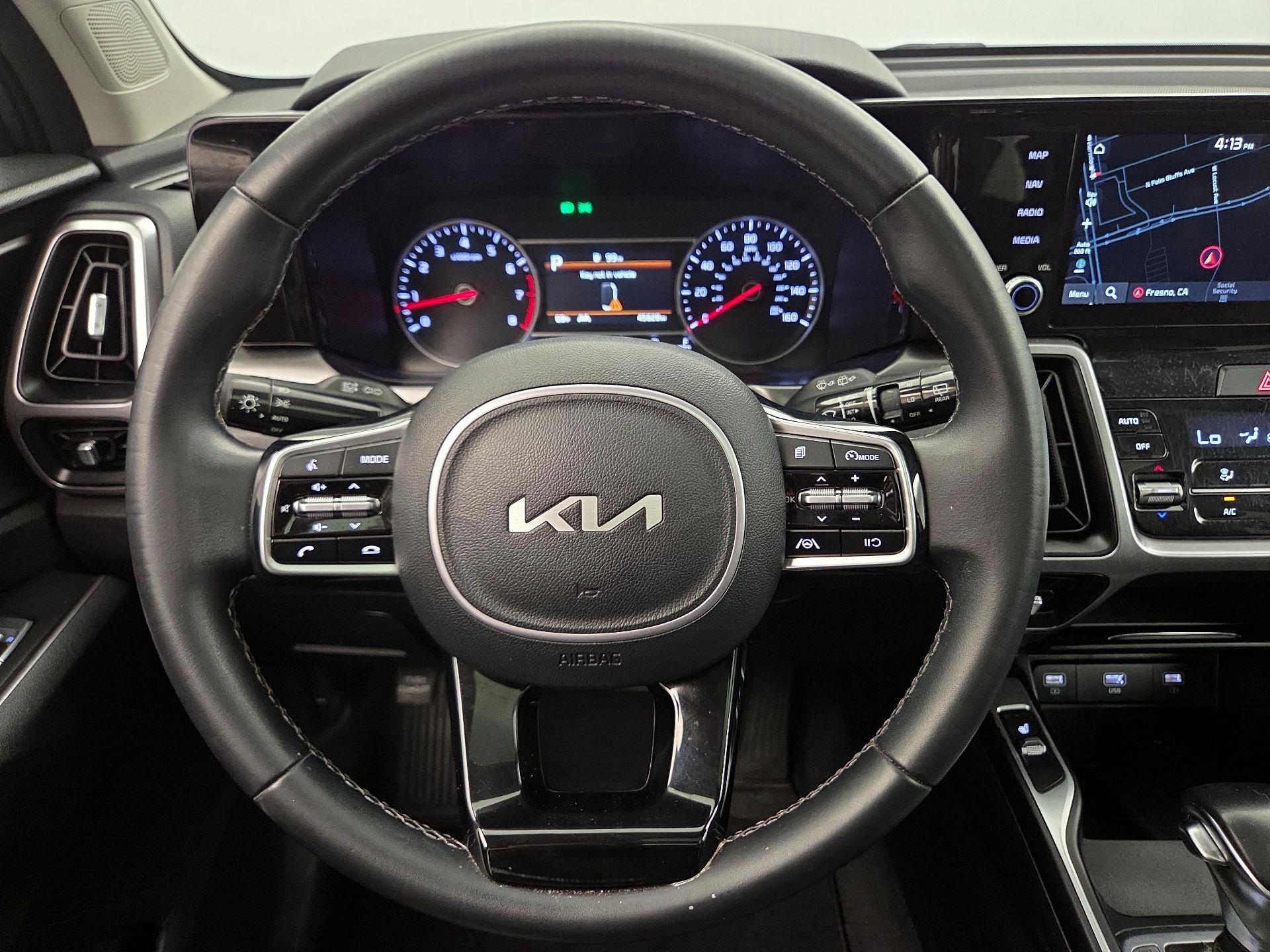 Thumbnail: 2022 Kia Sorento - 10