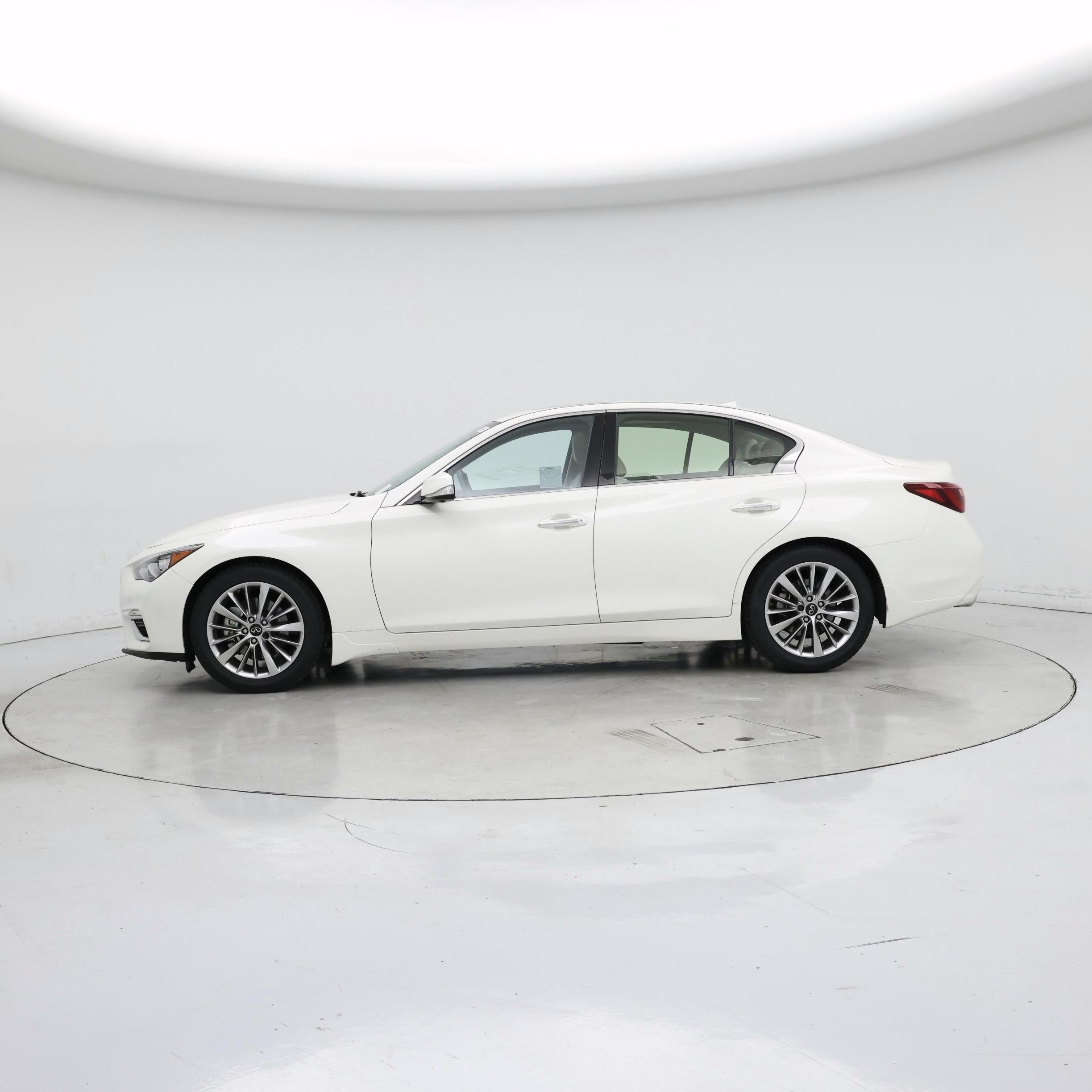 Thumbnail: 2022 INFINITI Q50 - 3