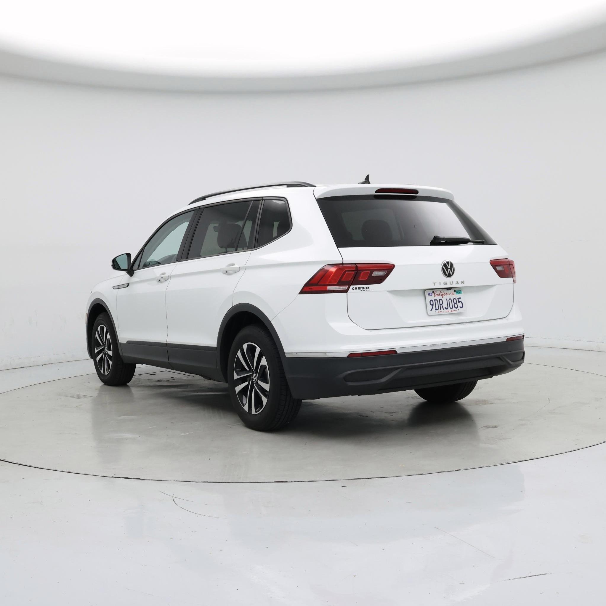Thumbnail: 2023 Volkswagen Tiguan - 2