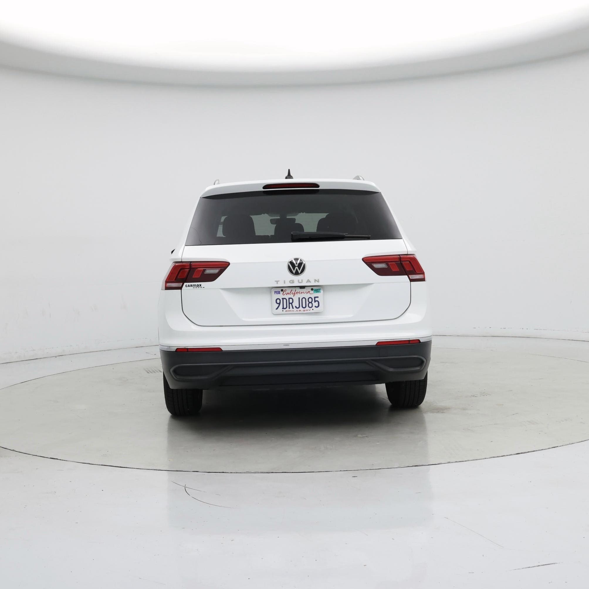 Thumbnail: 2023 Volkswagen Tiguan - 6