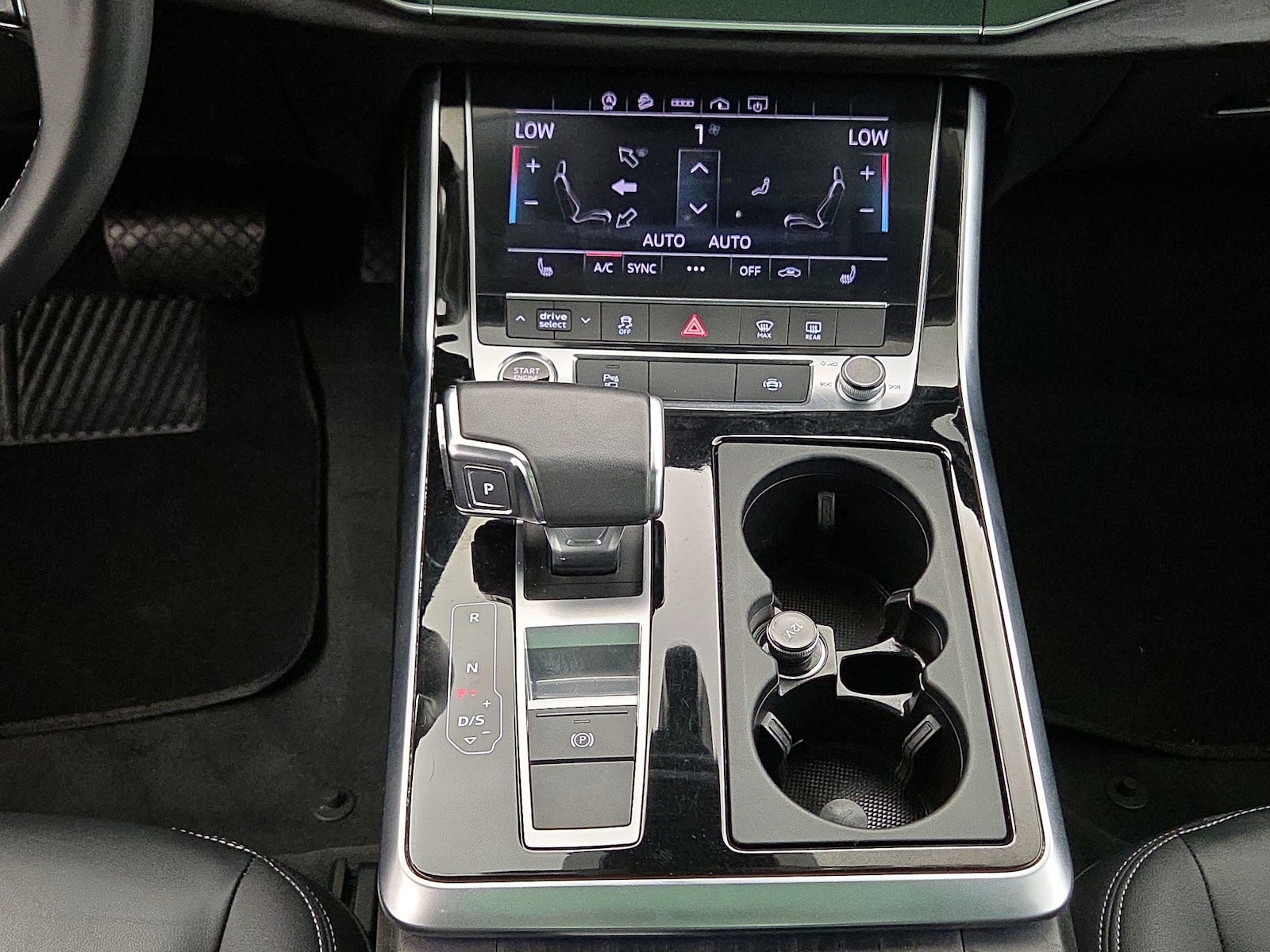 2022 Audi Q8 Premium - Photo 19