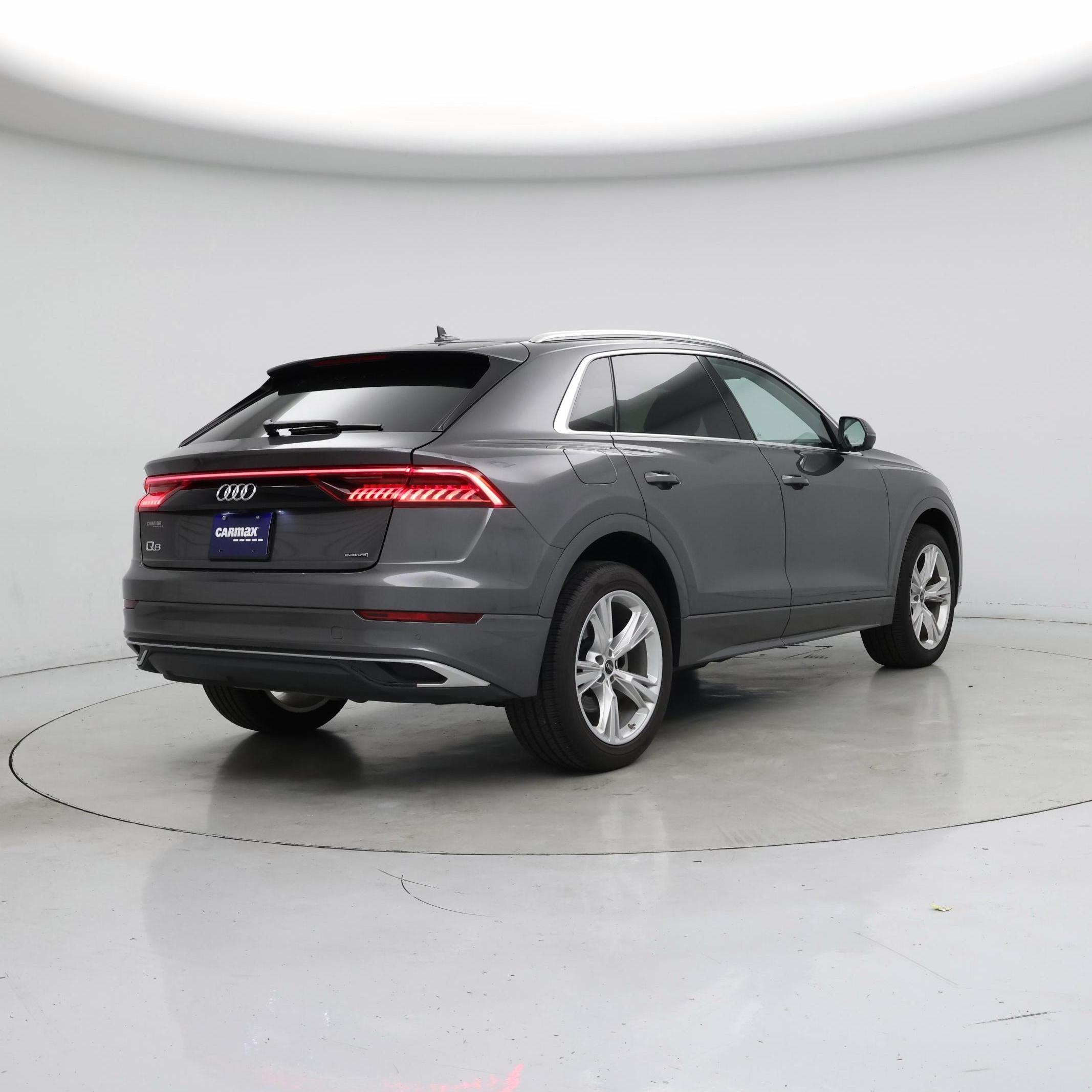 Thumbnail: 2022 Audi Q8 - 8