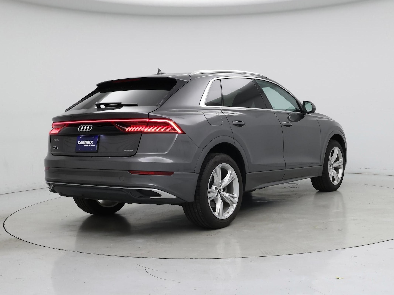2022 Audi Q8 Premium - Photo 9
