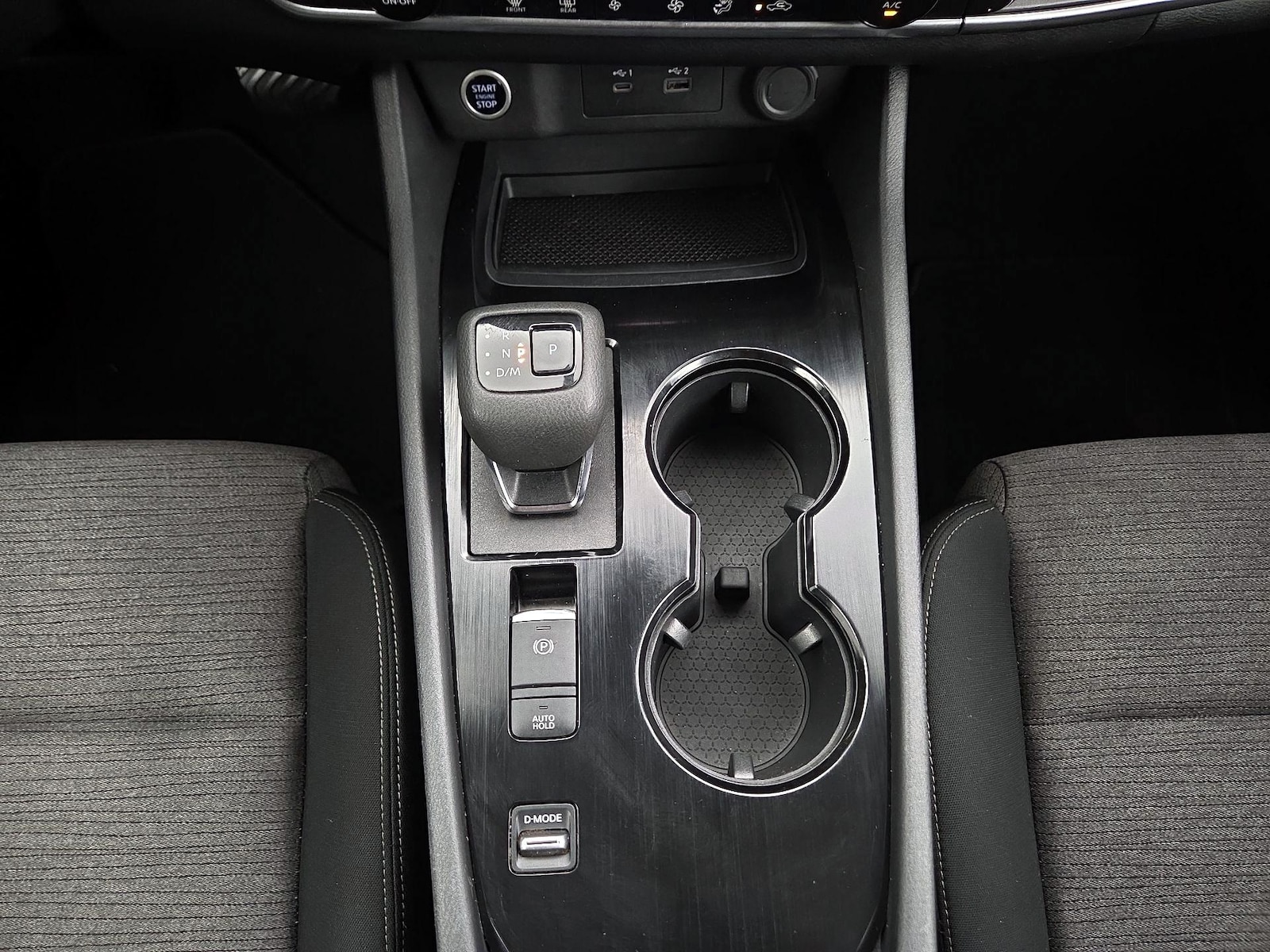 2022 Nissan Rogue SV - Photo 18