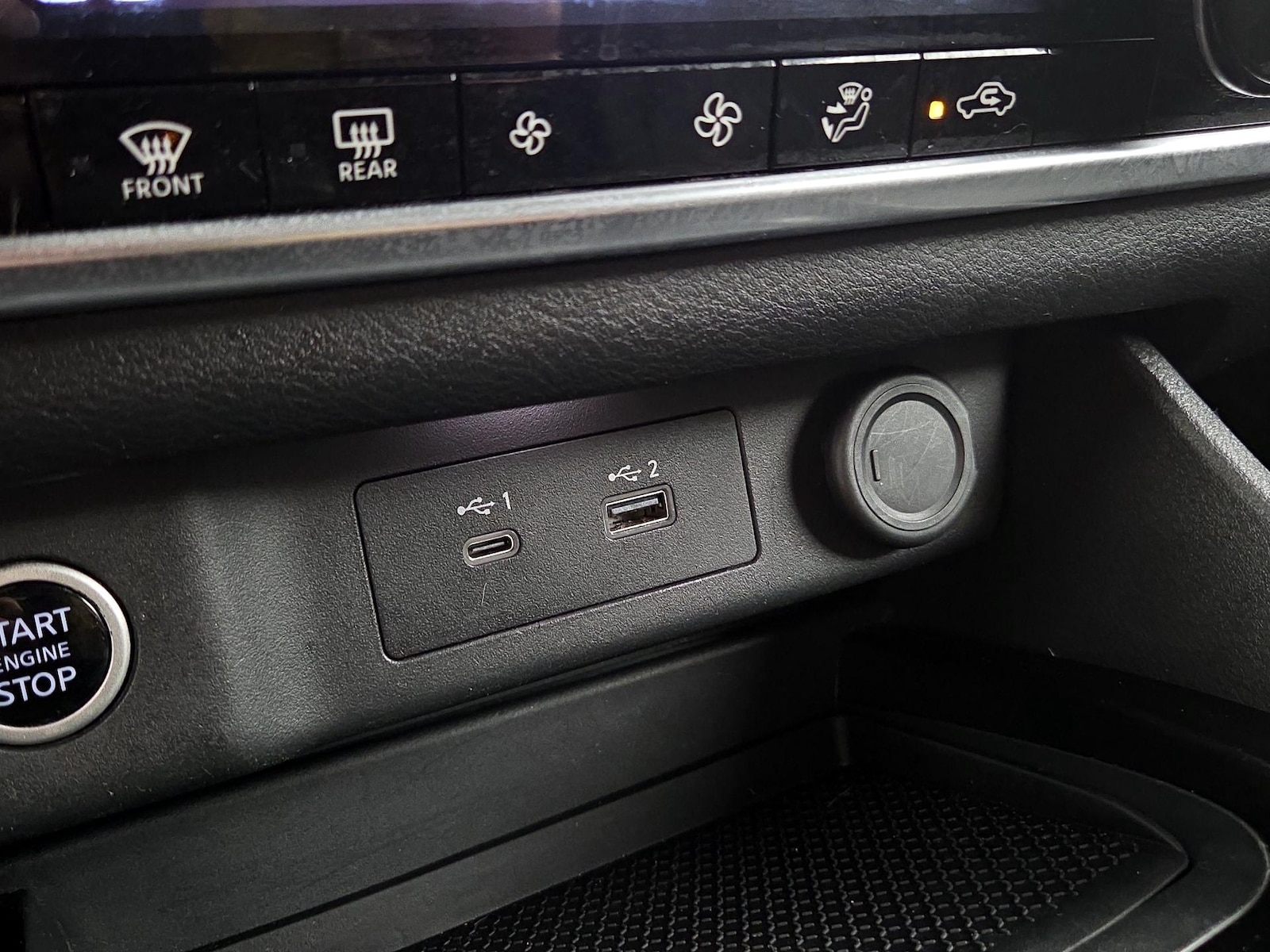 2022 Nissan Rogue SV - Photo 19