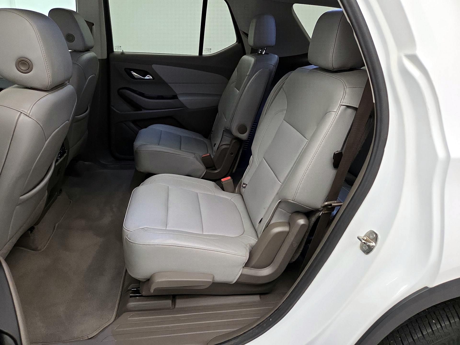 Thumbnail: 2020 Chevrolet Traverse - 19
