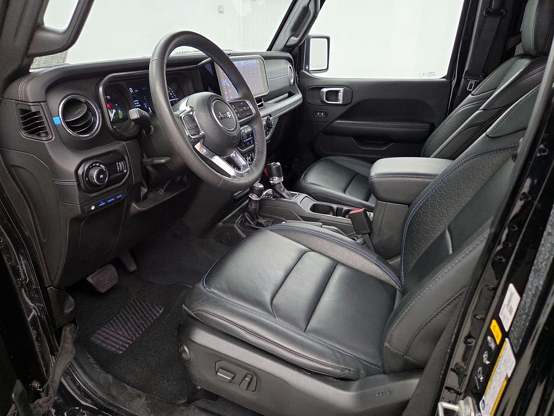 Thumbnail: 2024 Jeep Wrangler - 11