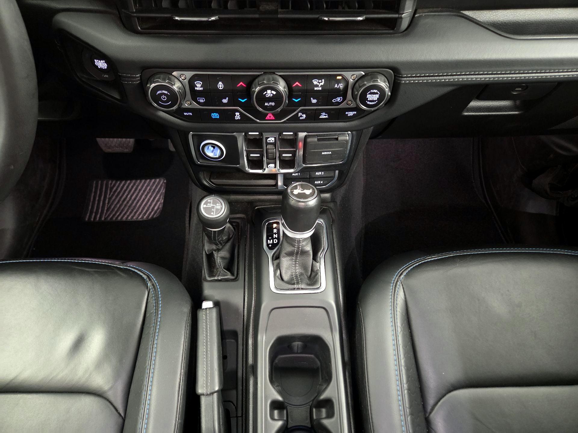 Thumbnail: 2024 Jeep Wrangler - 18