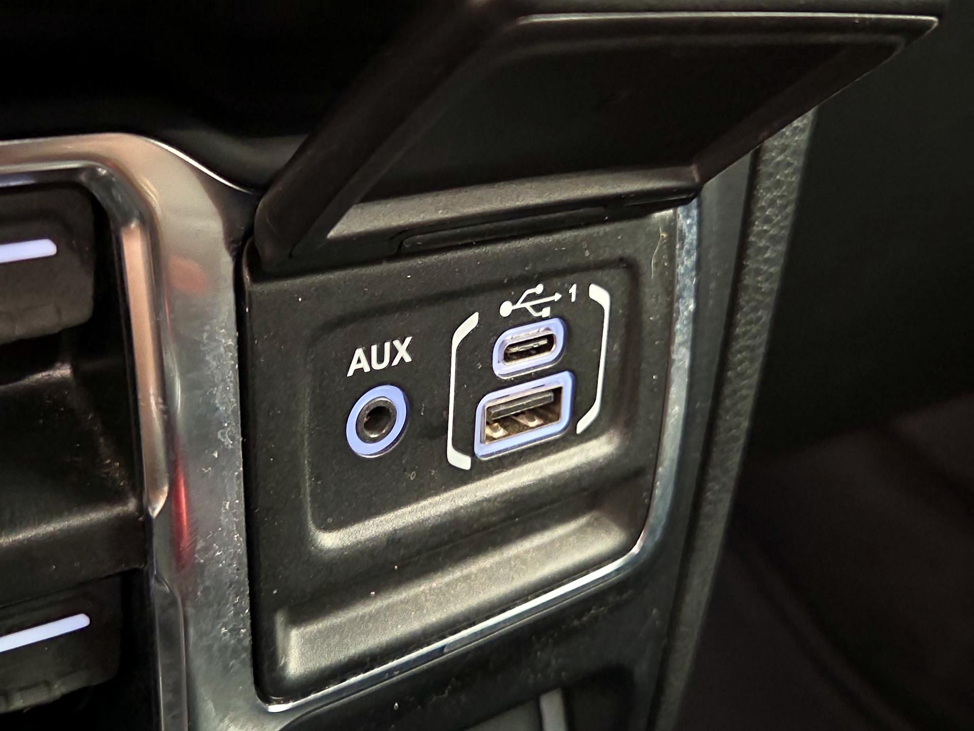 Thumbnail: 2024 Jeep Wrangler - 19