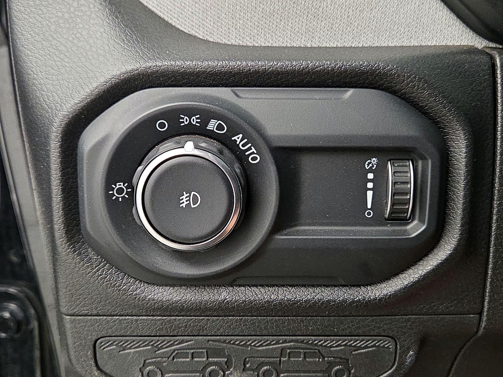 2024 Jeep Wrangler 4-Door Willys - Photo 14