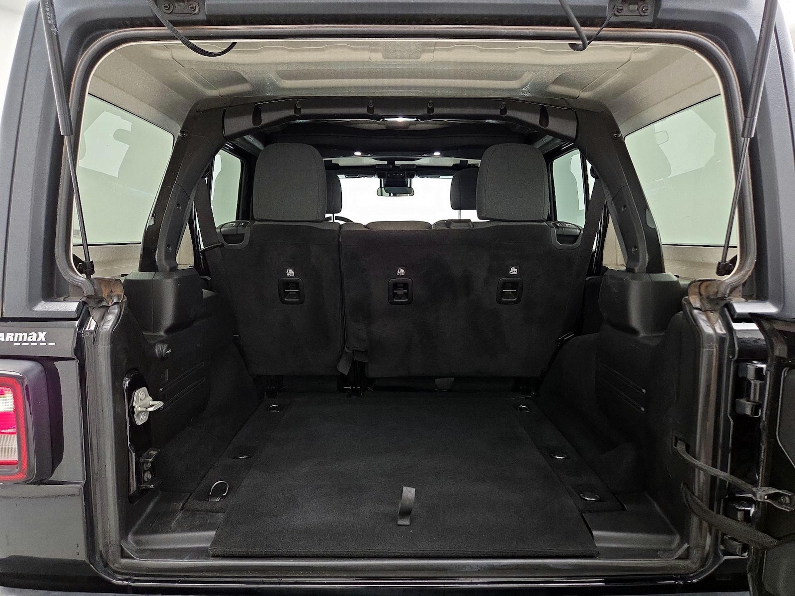 2024 Jeep Wrangler 4-Door Willys - Photo 21