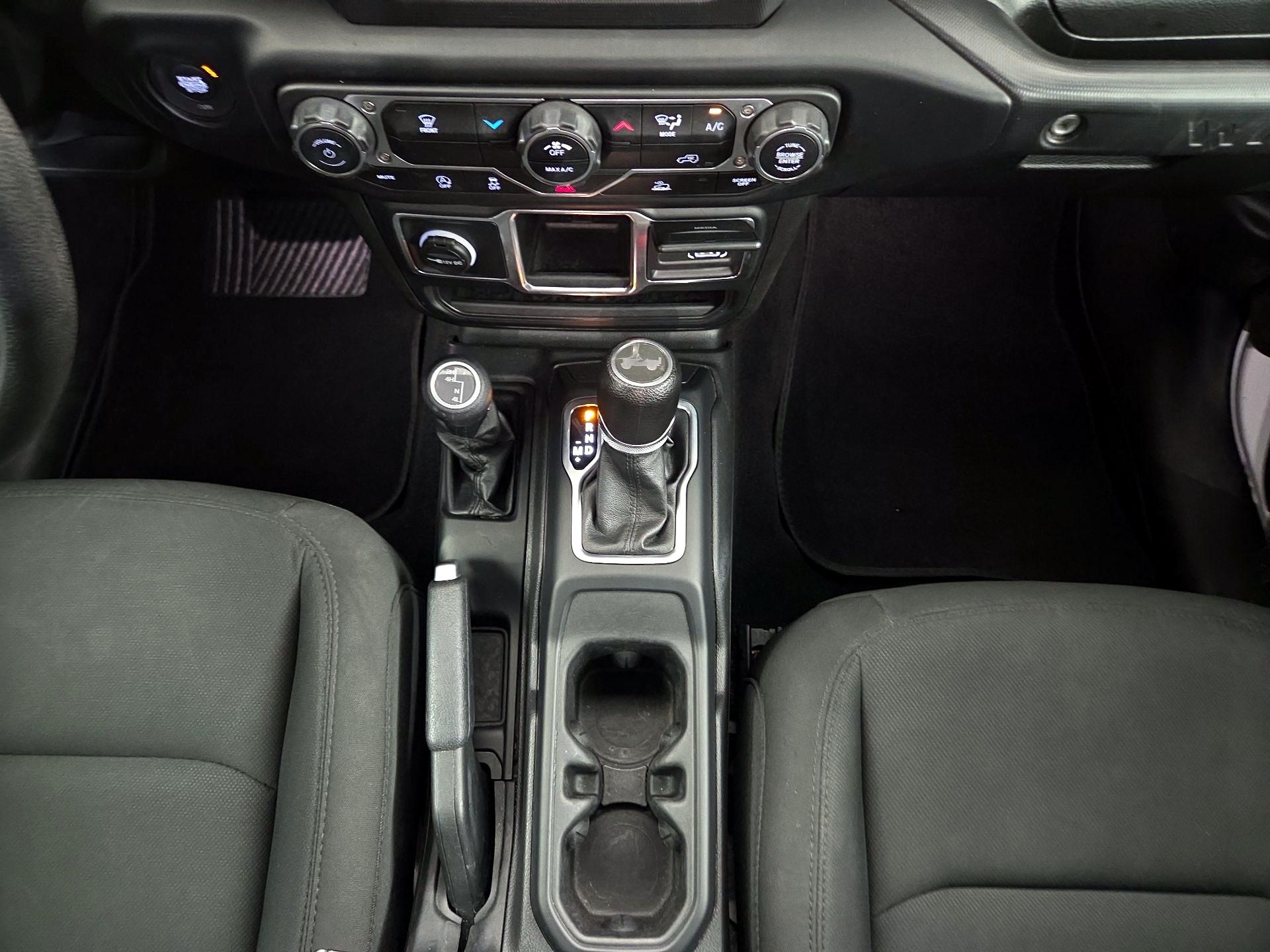 Thumbnail: 2023 Jeep Wrangler - 17