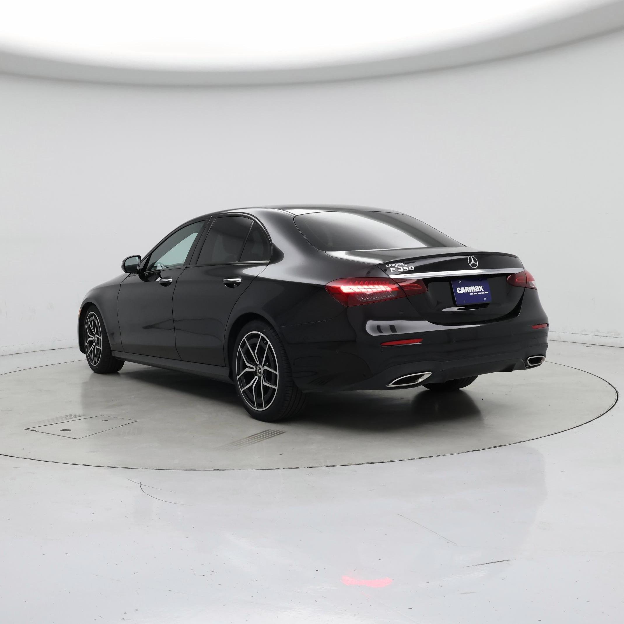 Thumbnail: 2021 Mercedes-Benz E-Class - 2