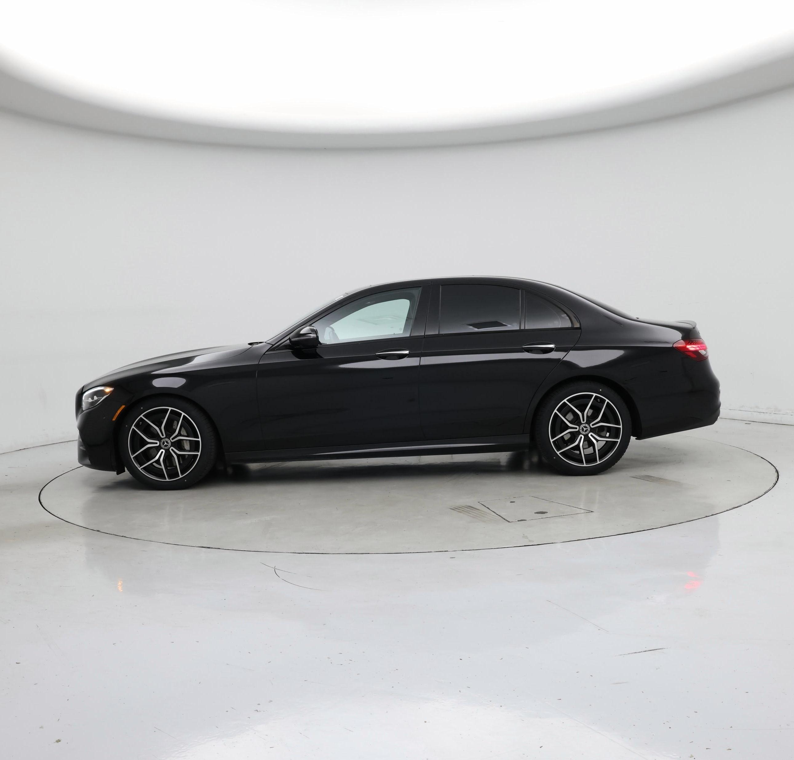 Thumbnail: 2021 Mercedes-Benz E-Class - 3