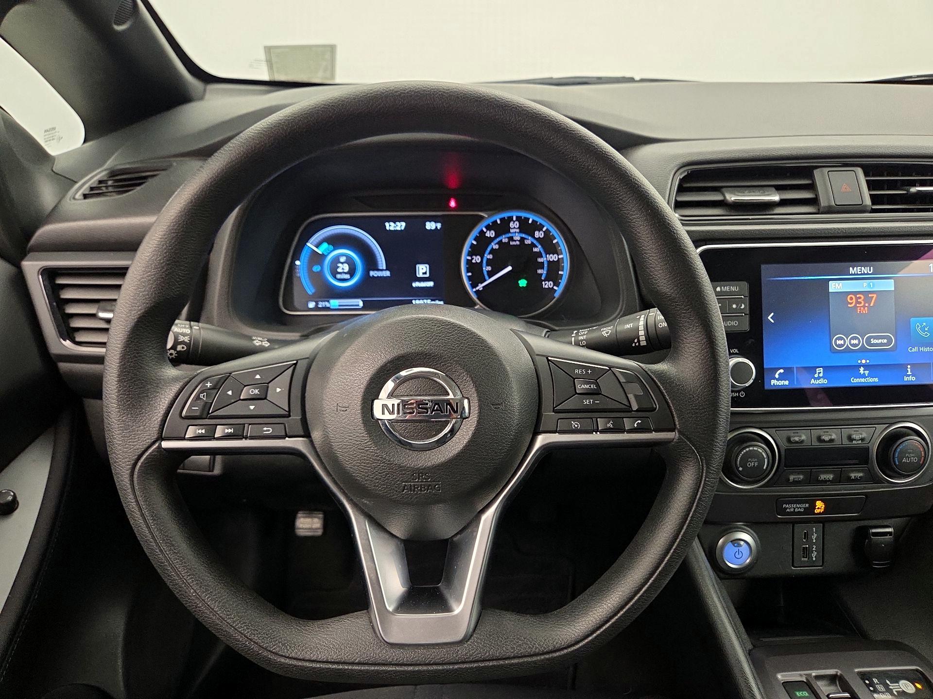 Thumbnail: 2022 Nissan Leaf - 10