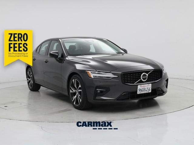 Gray 2025 Volvo S60 B5 Core FWD Sedan Front-Wheel Drive Automatic