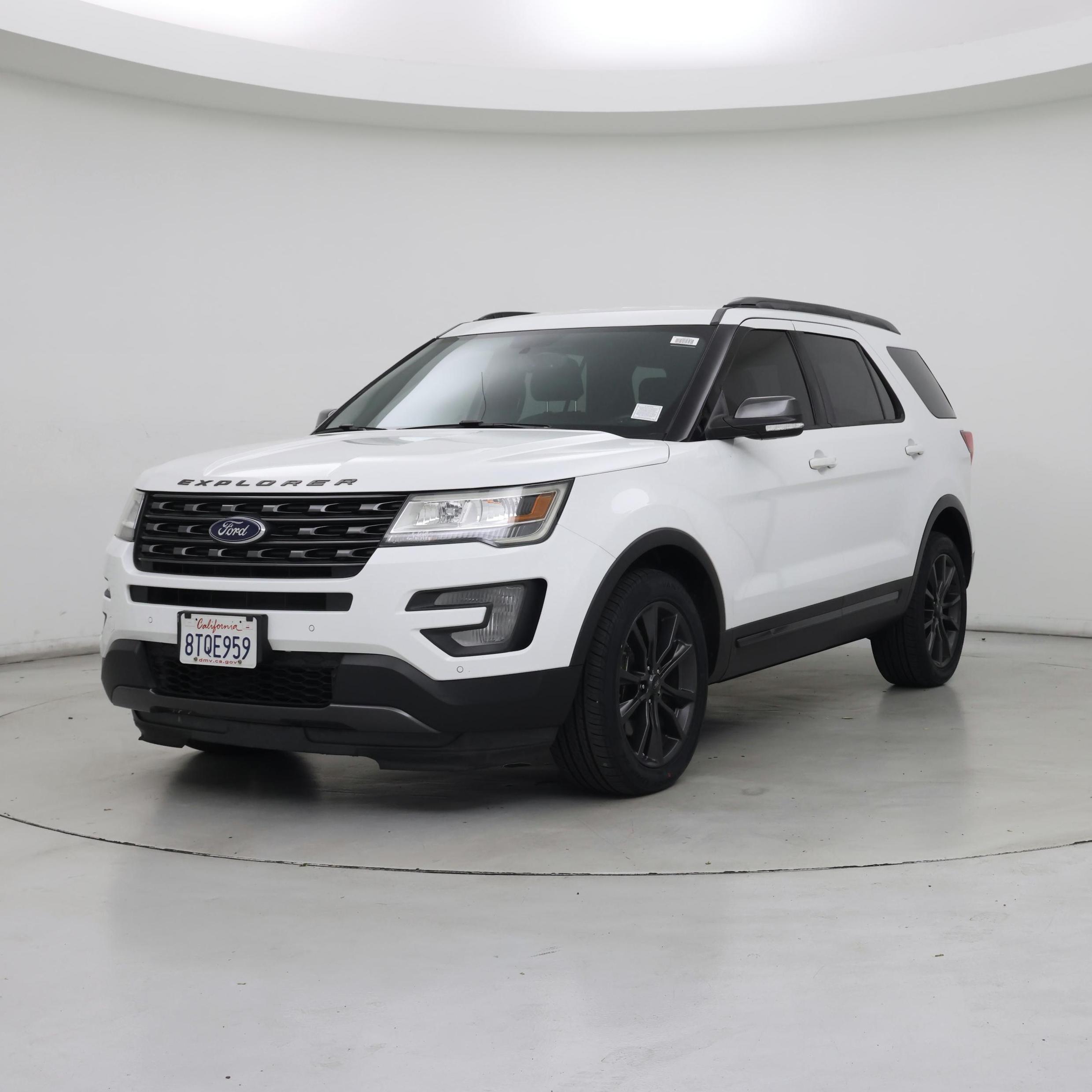 Thumbnail: 2017 Ford Explorer - 4