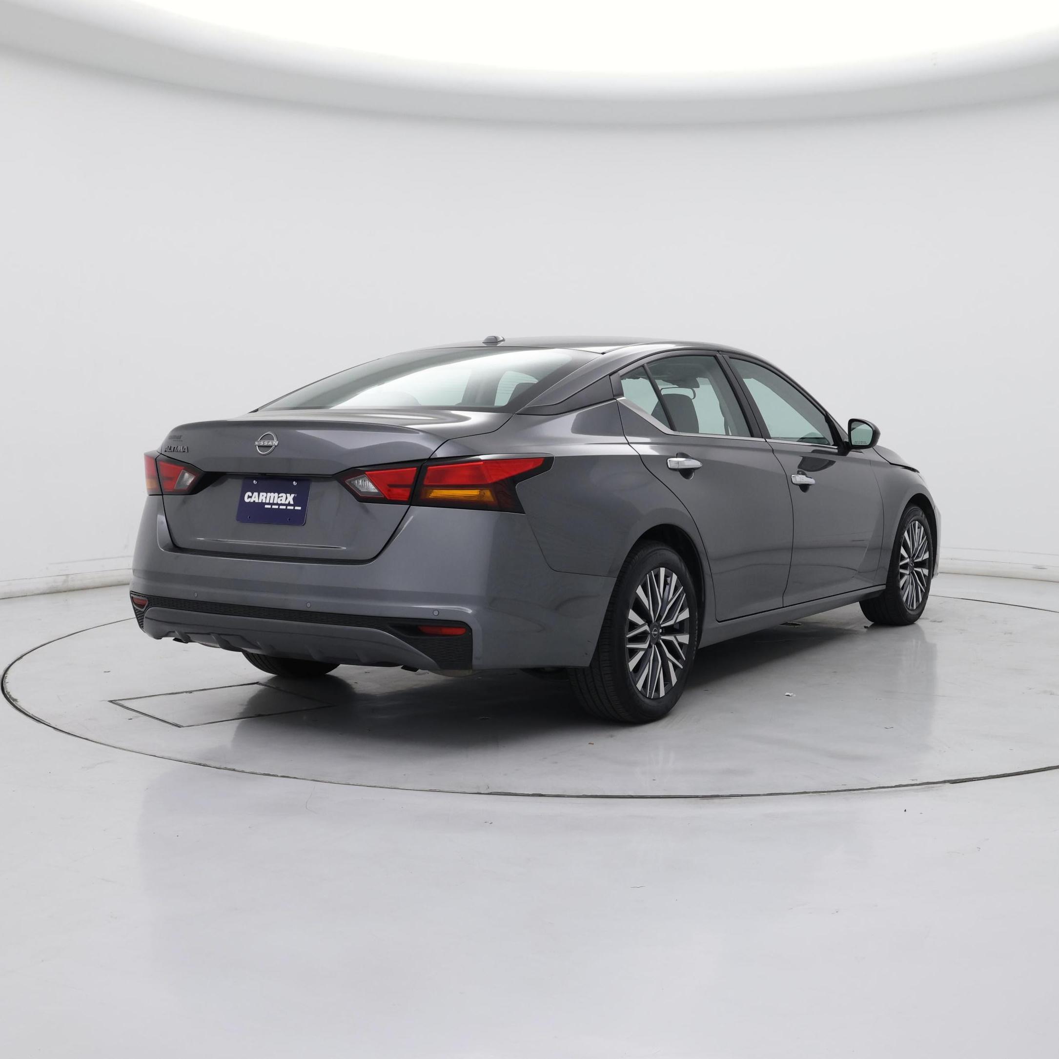 Thumbnail: 2025 Nissan Altima - 8