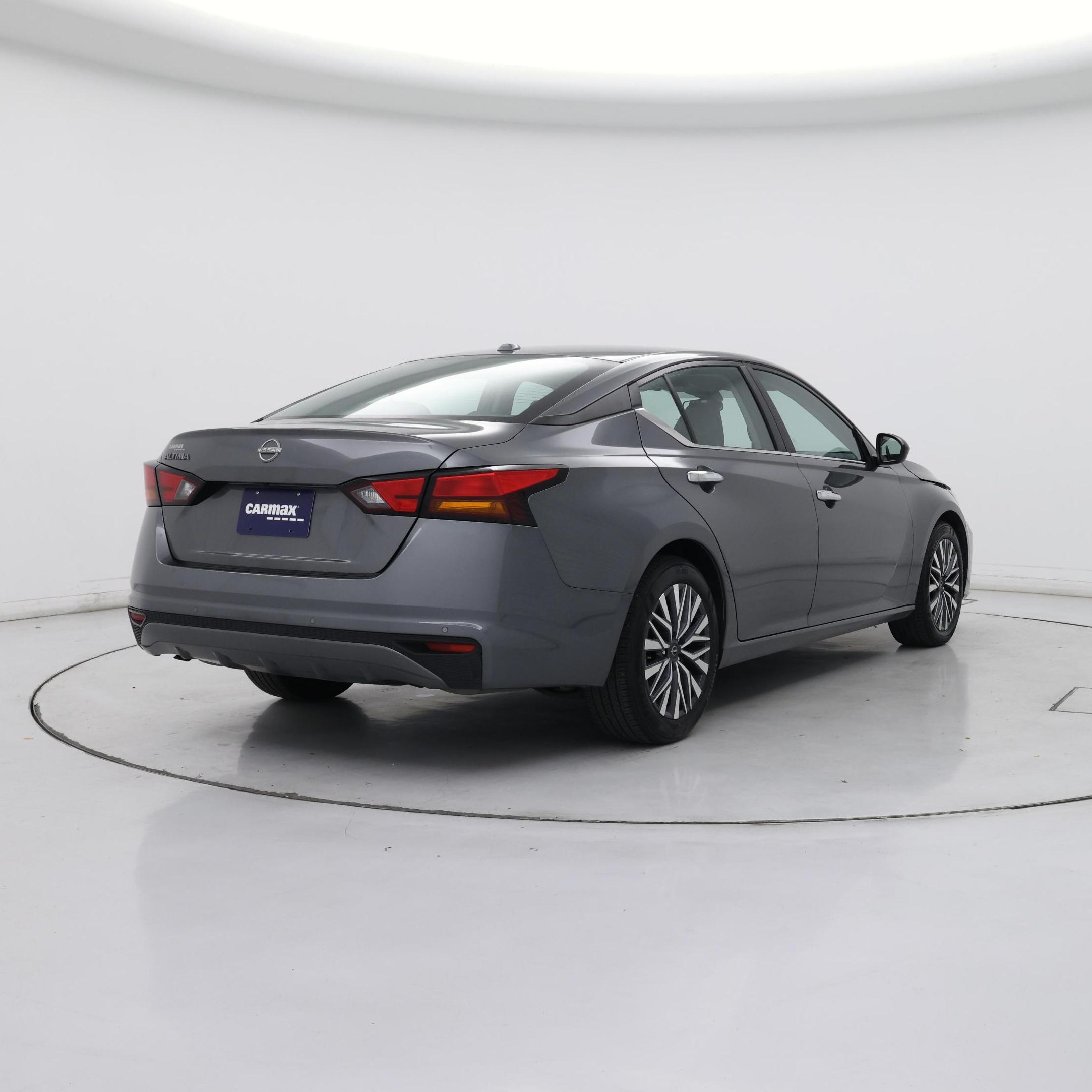 Thumbnail: 2025 Nissan Altima - 8