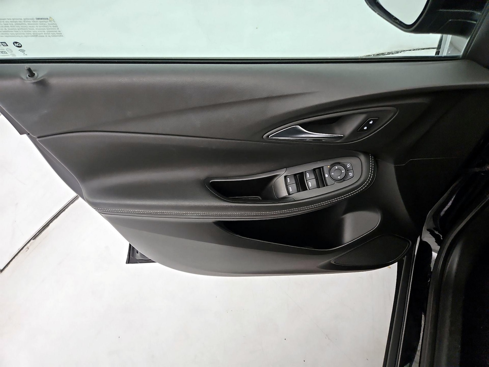 2025 Buick Encore GX Preferred - Photo 13
