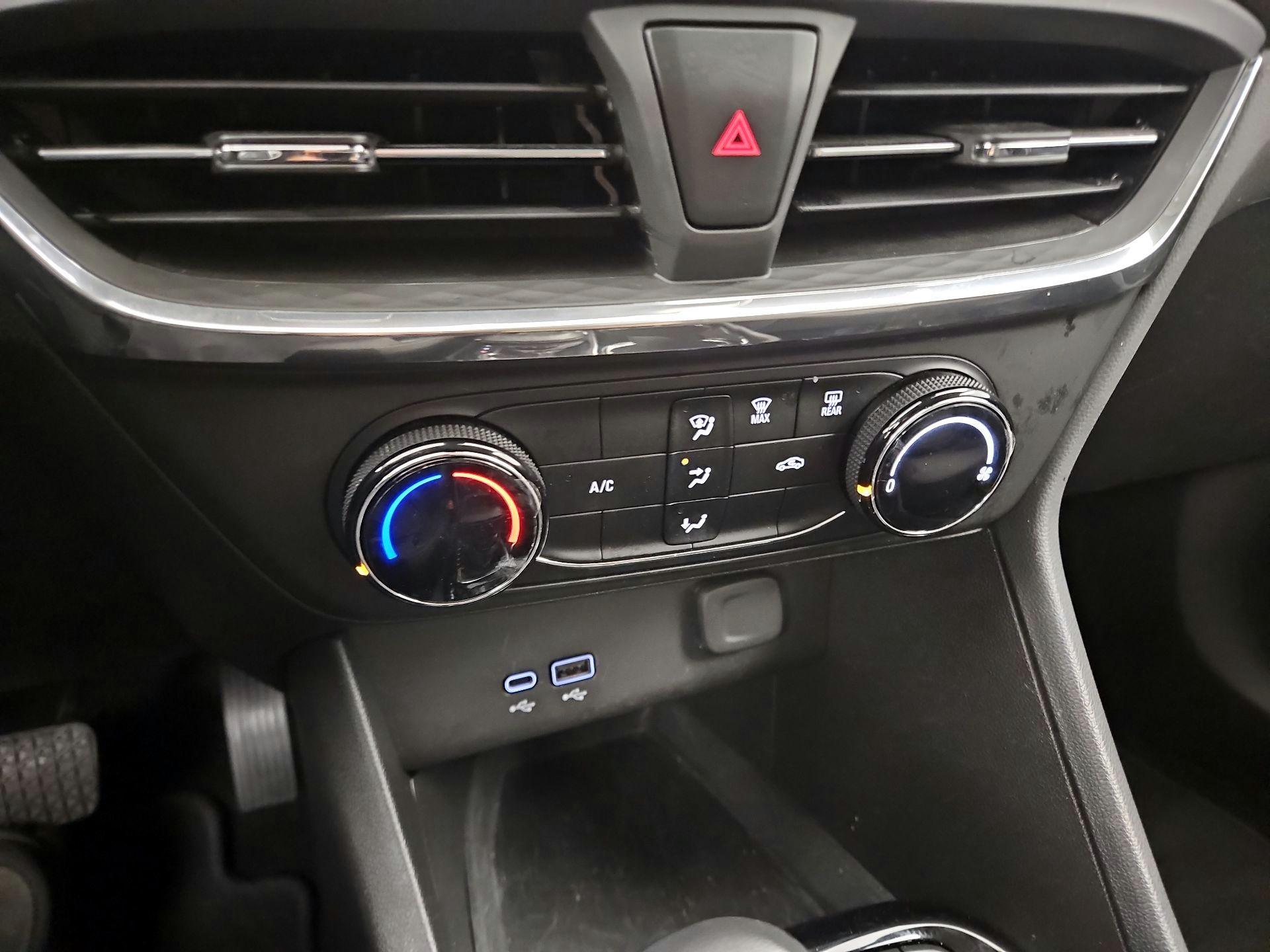 Thumbnail: 2025 Buick Encore GX - 16