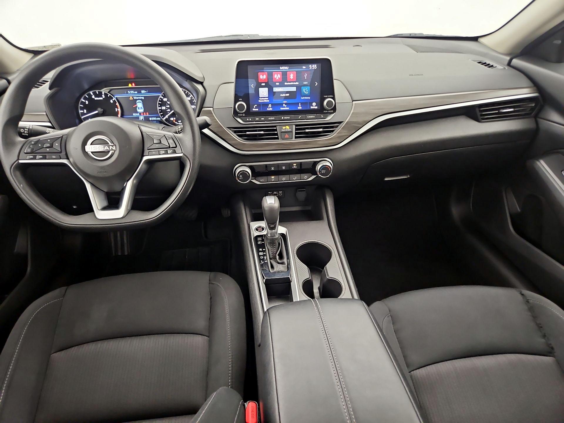 Thumbnail: 2025 Nissan Altima - 9