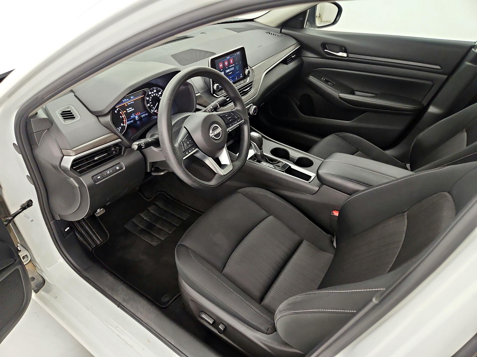 Thumbnail: 2025 Nissan Altima - 11