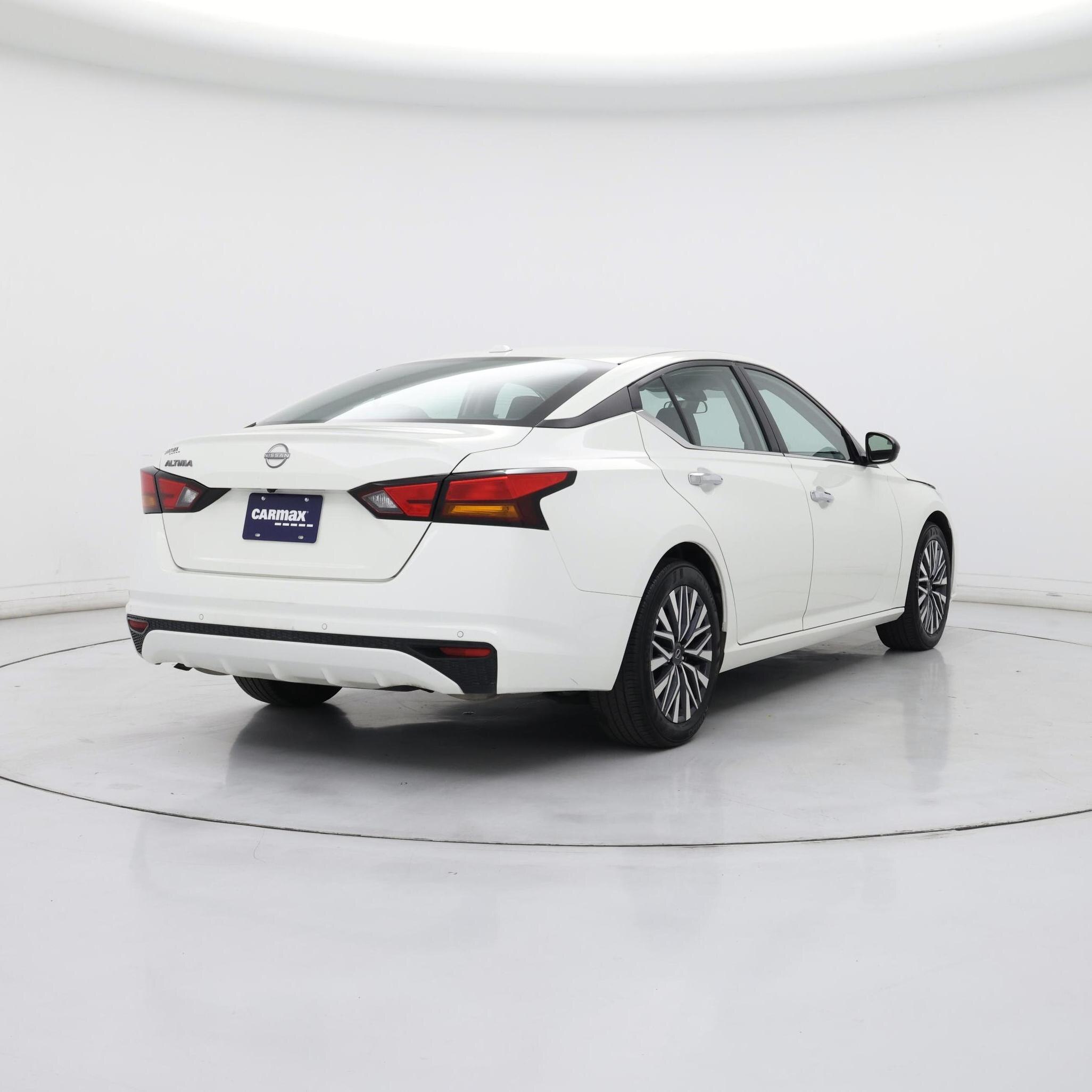 Thumbnail: 2025 Nissan Altima - 8