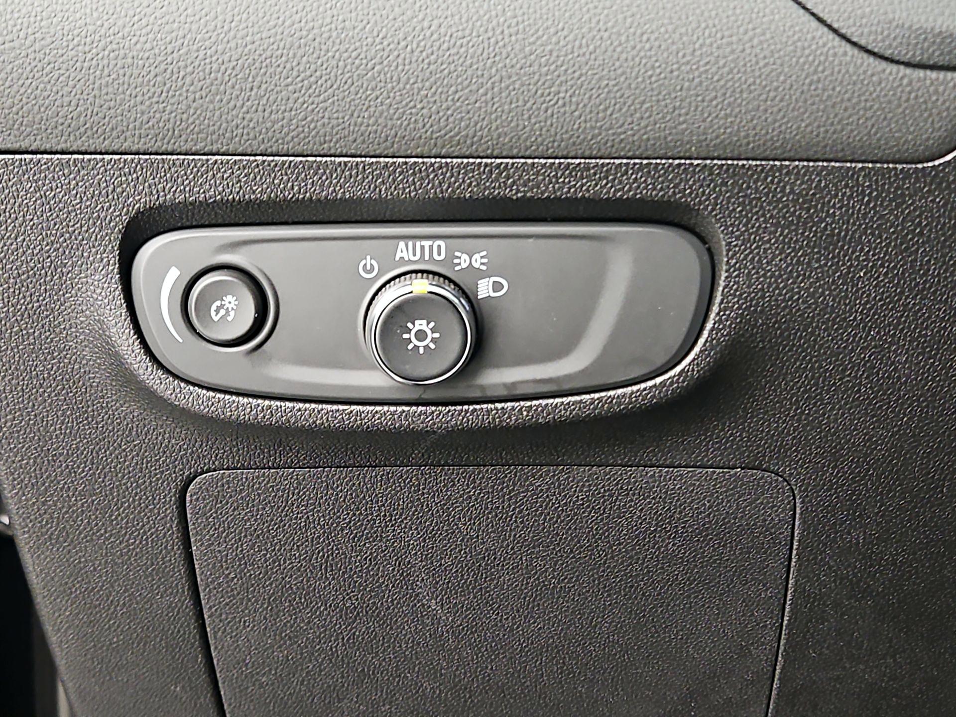 Thumbnail: 2025 Buick Encore GX - 13