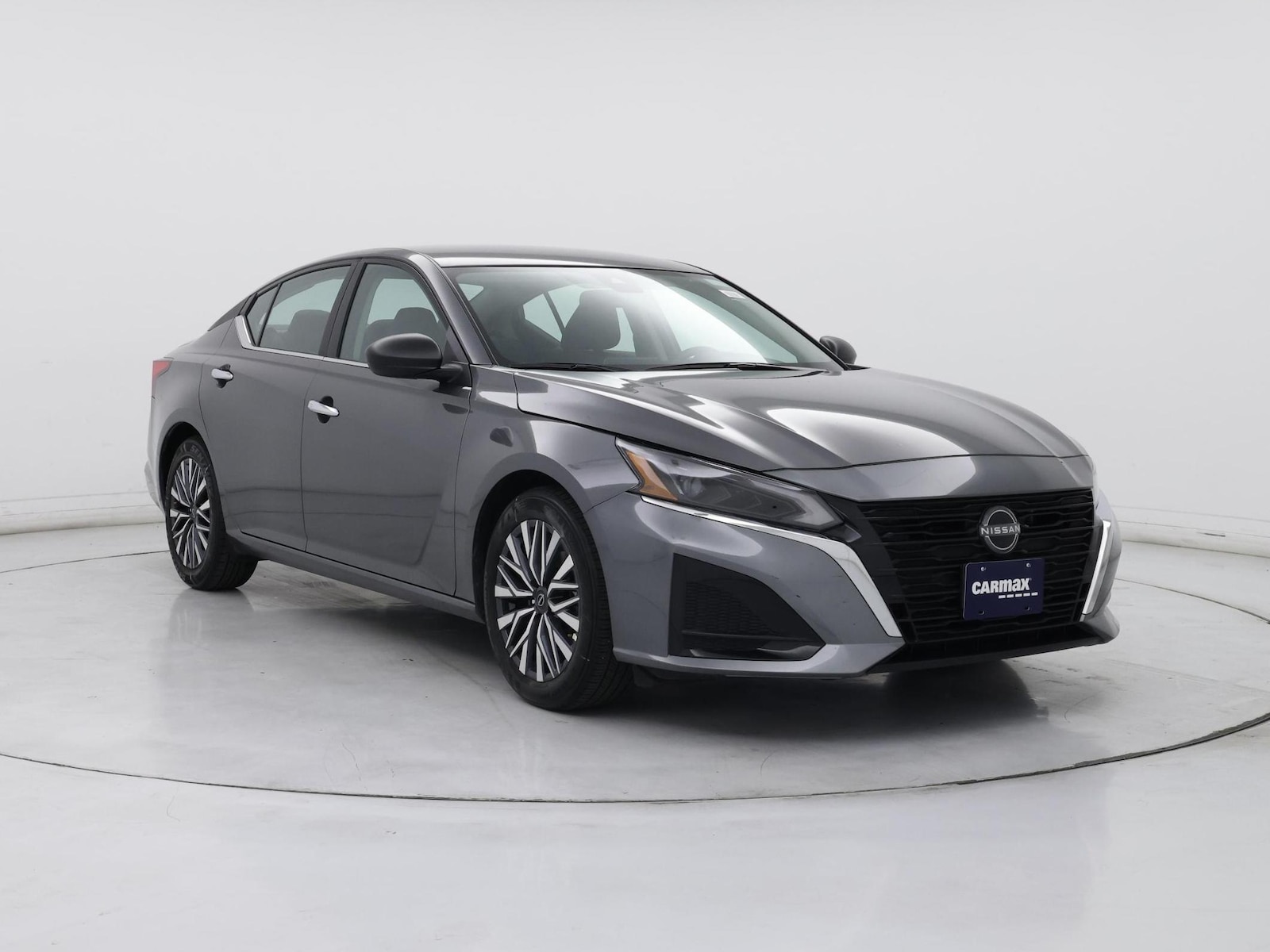 2025 Nissan Altima SV - Photo 2