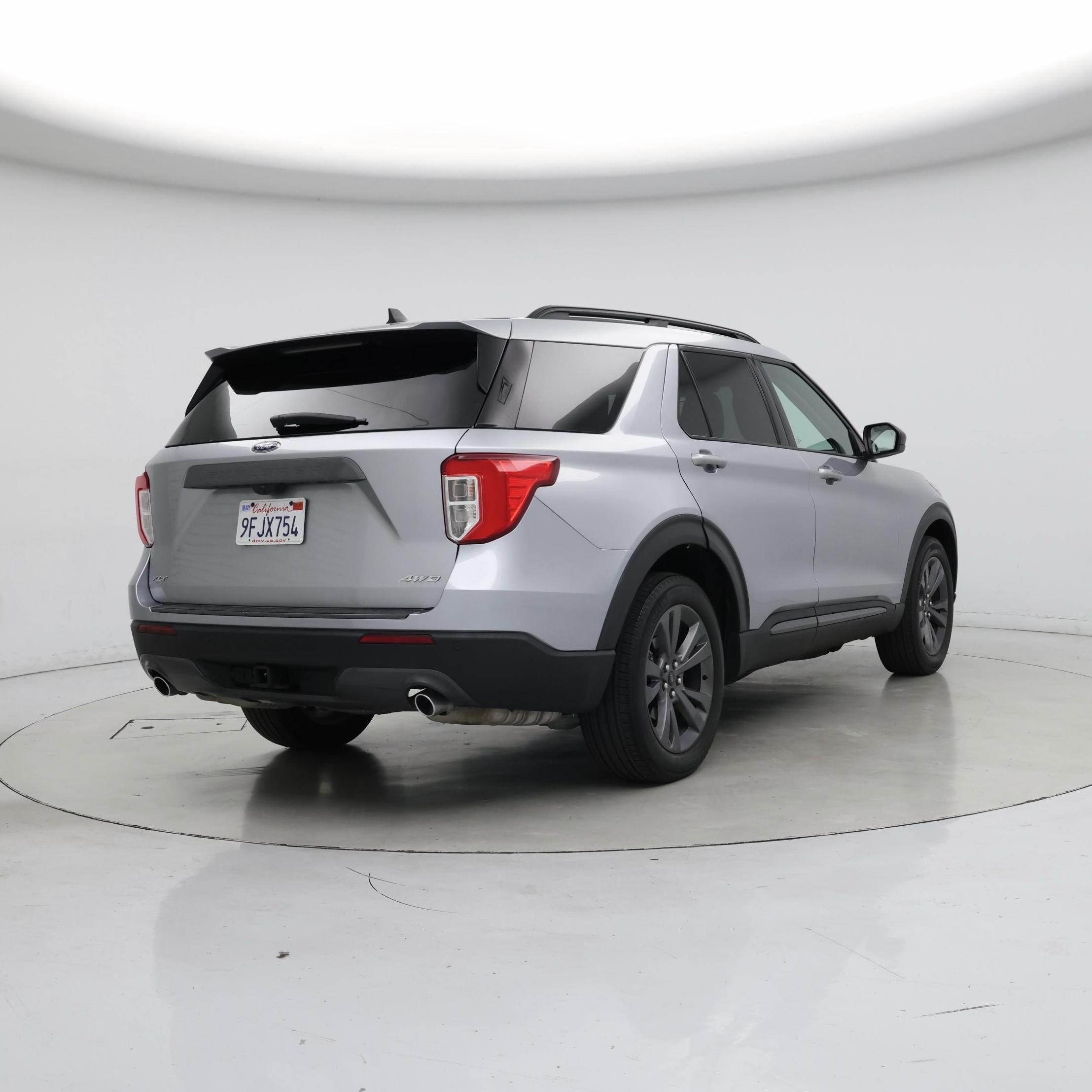 Thumbnail: 2023 Ford Explorer - 8