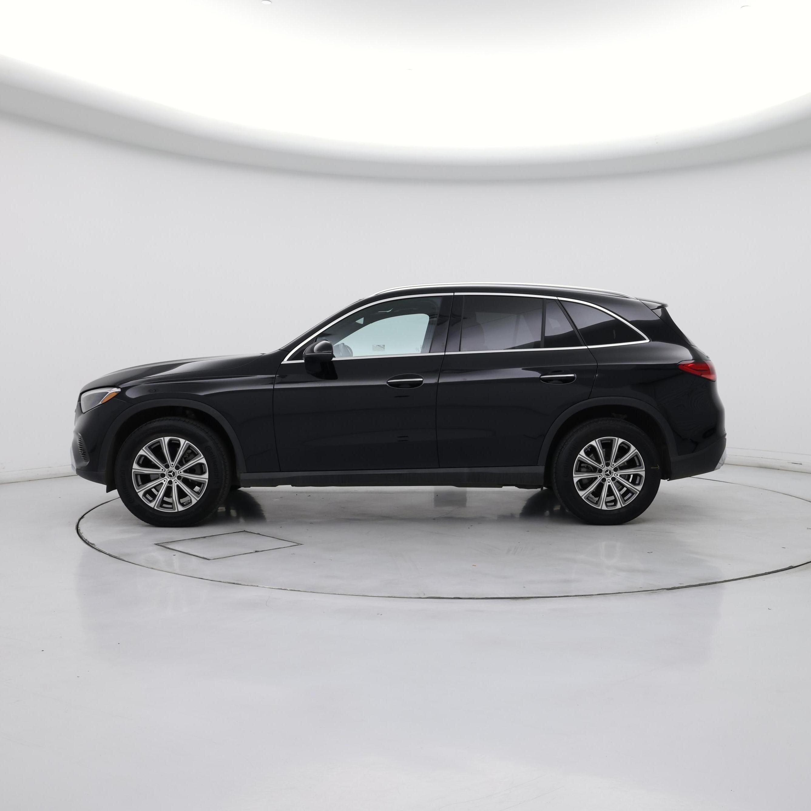 Thumbnail: 2024 Mercedes-Benz GLC - 3