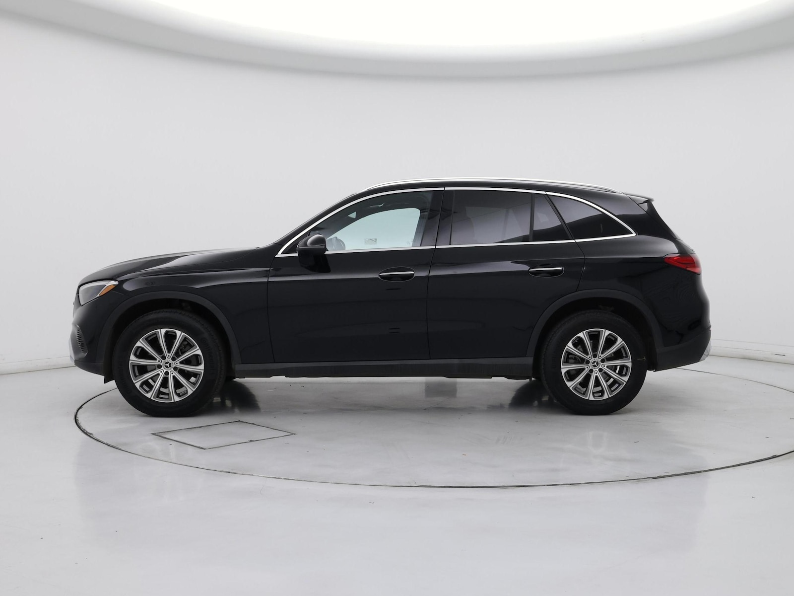 2024 Mercedes-Benz GLC GLC 300 - Photo 4