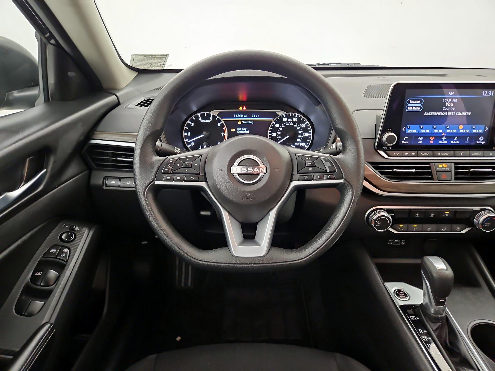 Thumbnail: 2025 Nissan Altima - 10