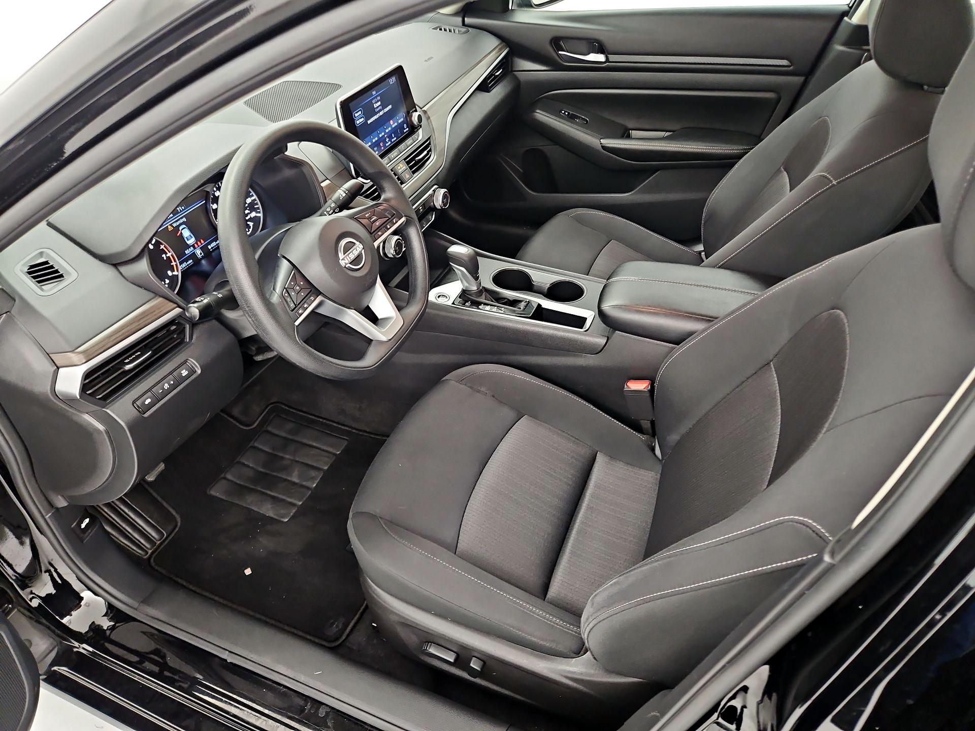 Thumbnail: 2025 Nissan Altima - 11