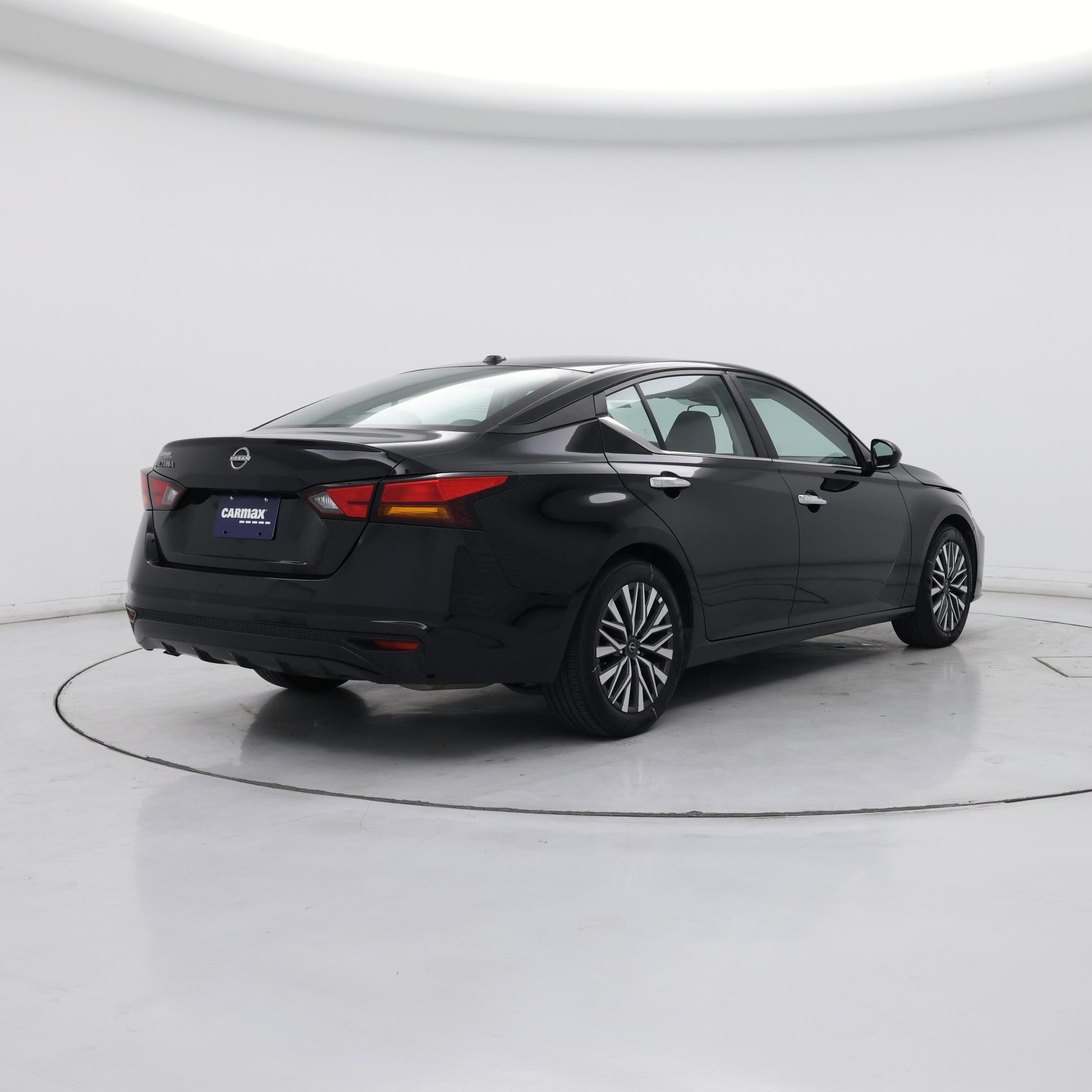 Thumbnail: 2025 Nissan Altima - 8