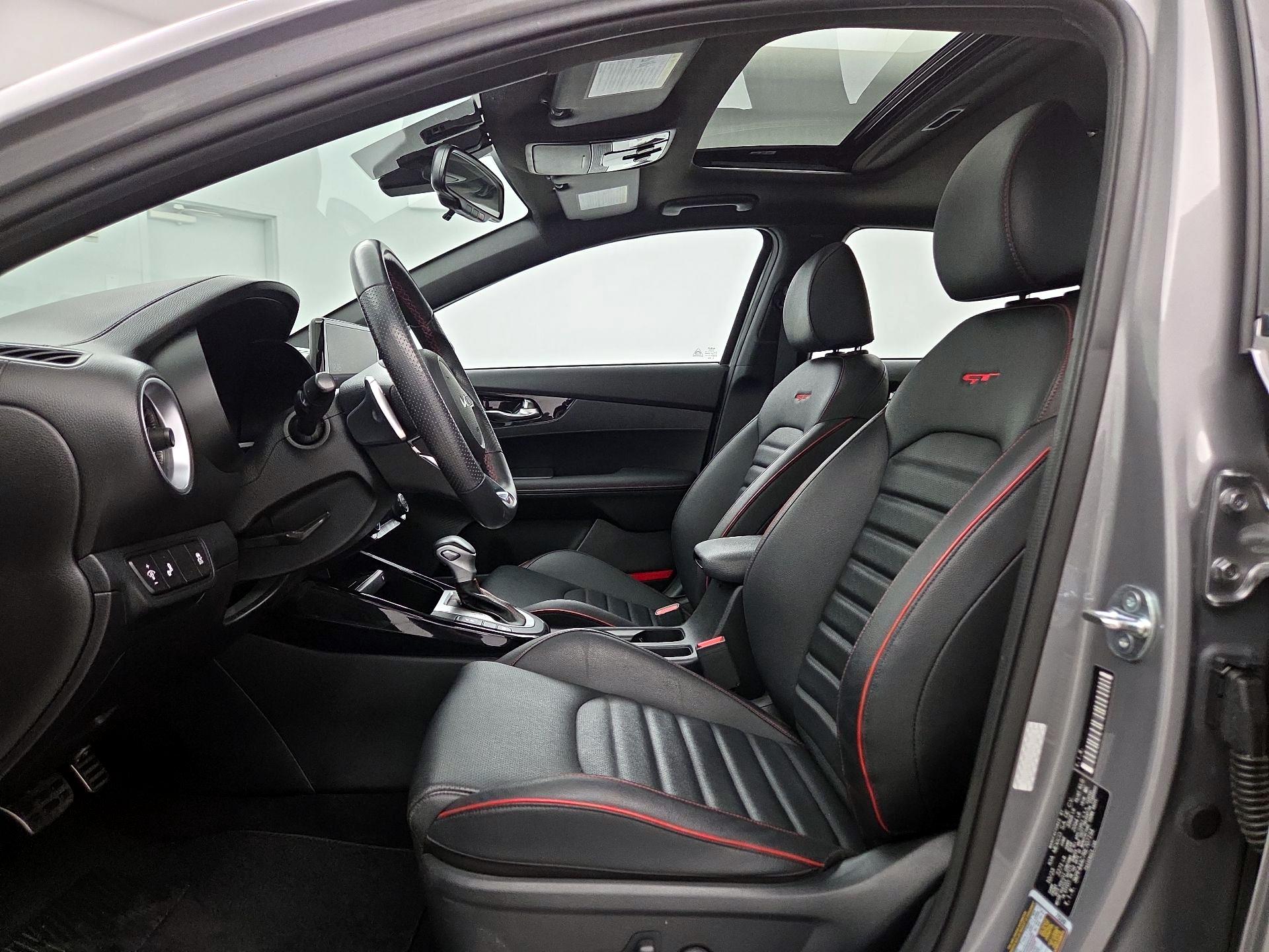Thumbnail: 2024 Kia Forte - 11