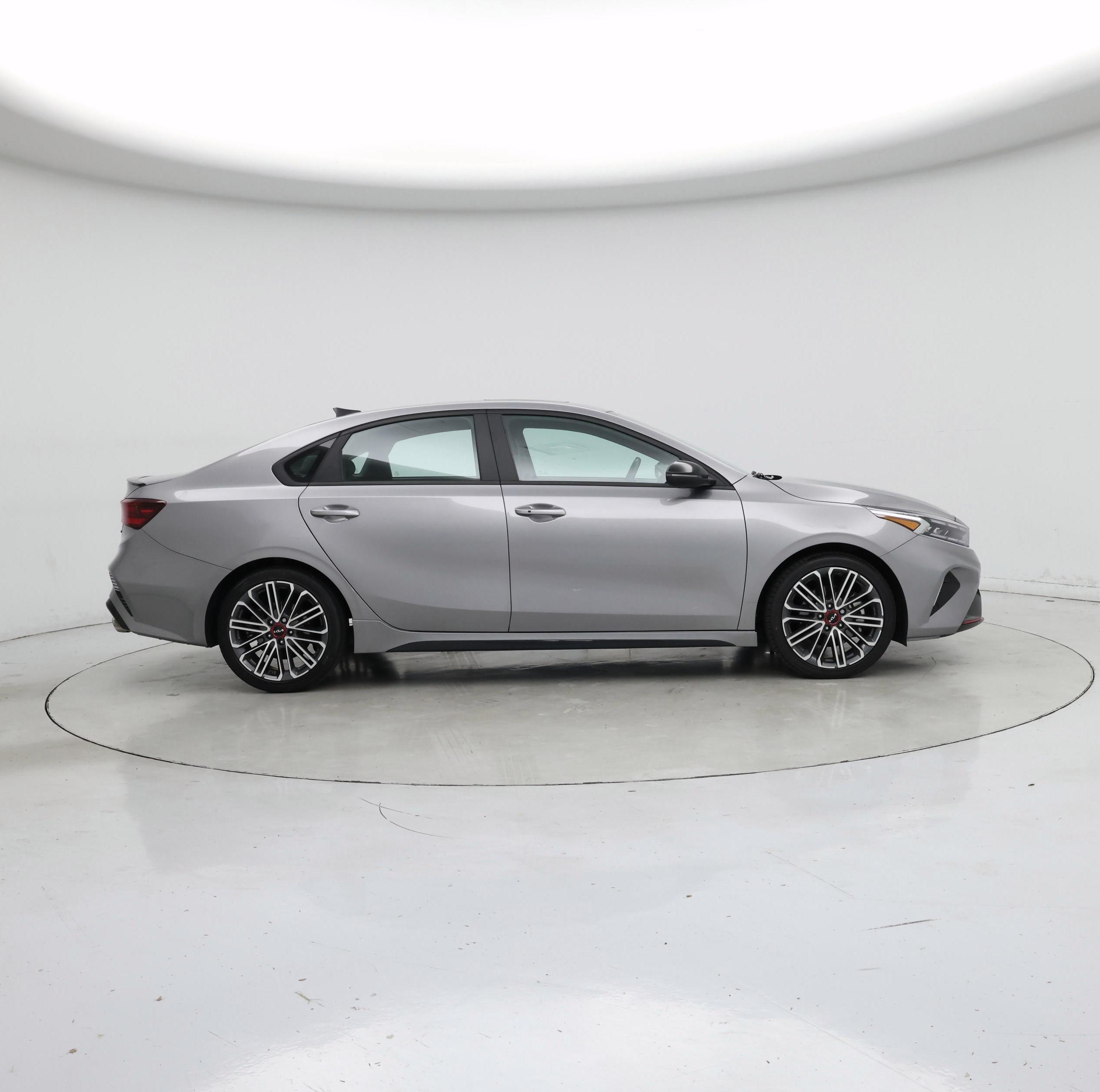 Thumbnail: 2024 Kia Forte - 7