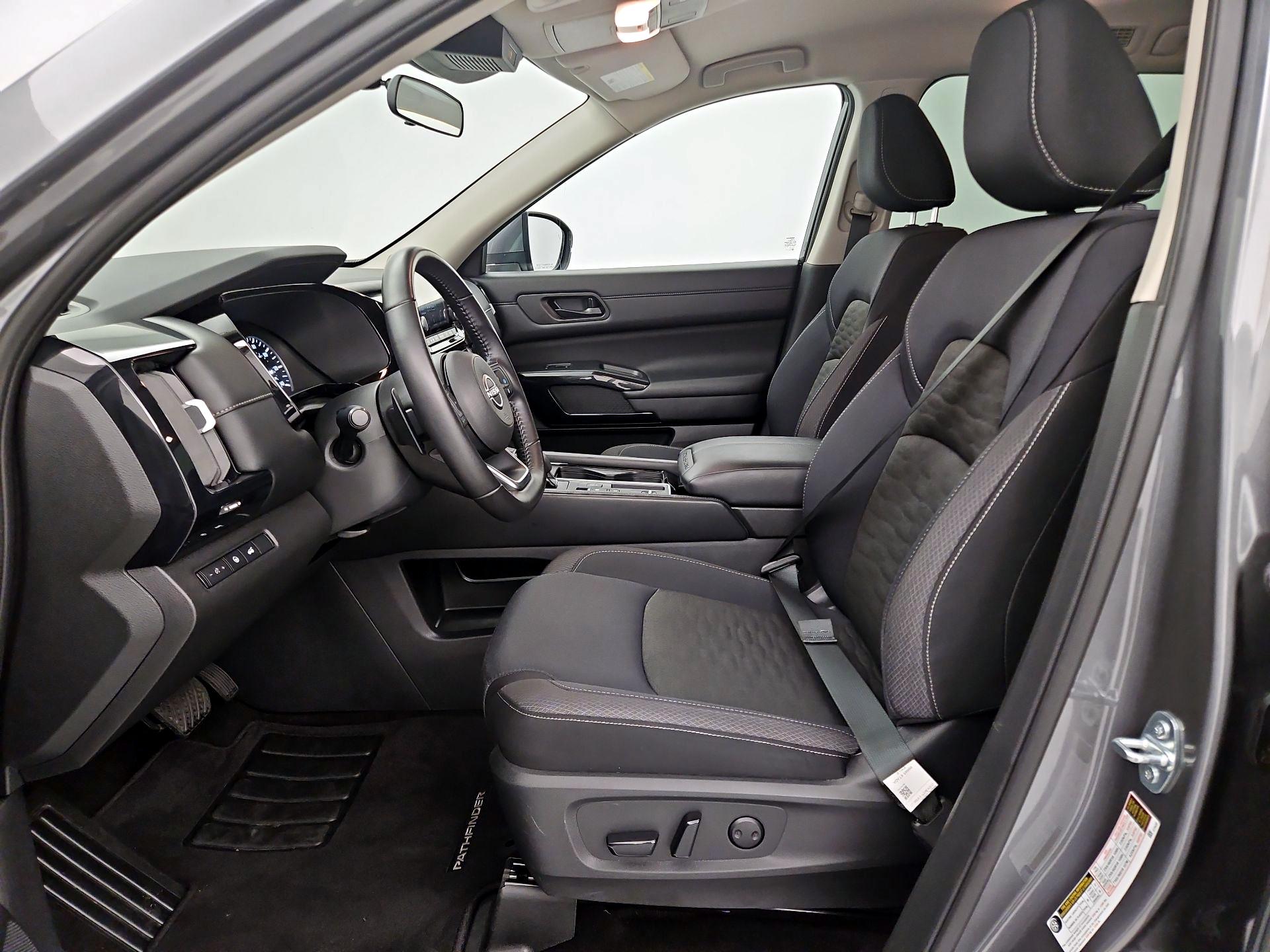 Thumbnail: 2025 Nissan Pathfinder - 11