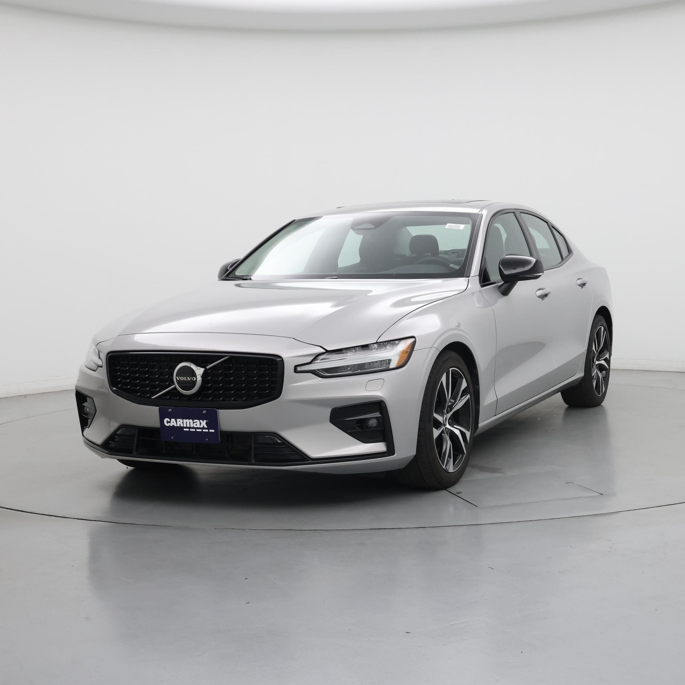Thumbnail: 2025 Volvo S60 - 4