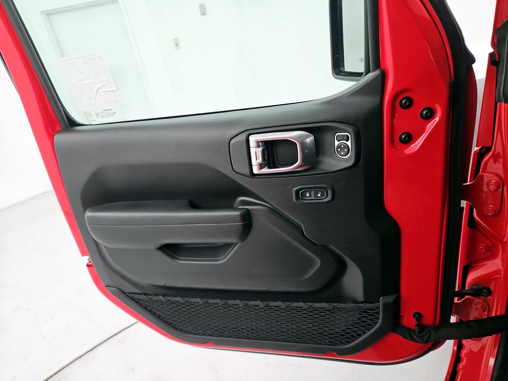 Thumbnail: 2025 Jeep Wrangler - 12