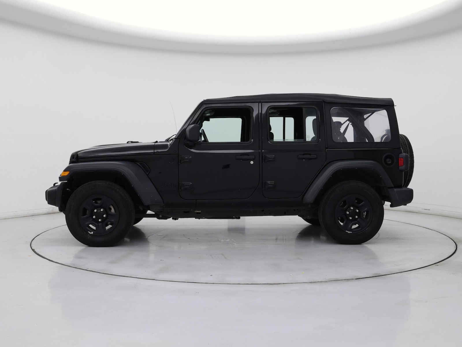 2023 Jeep Wrangler 4-Door Sport - Photo 4