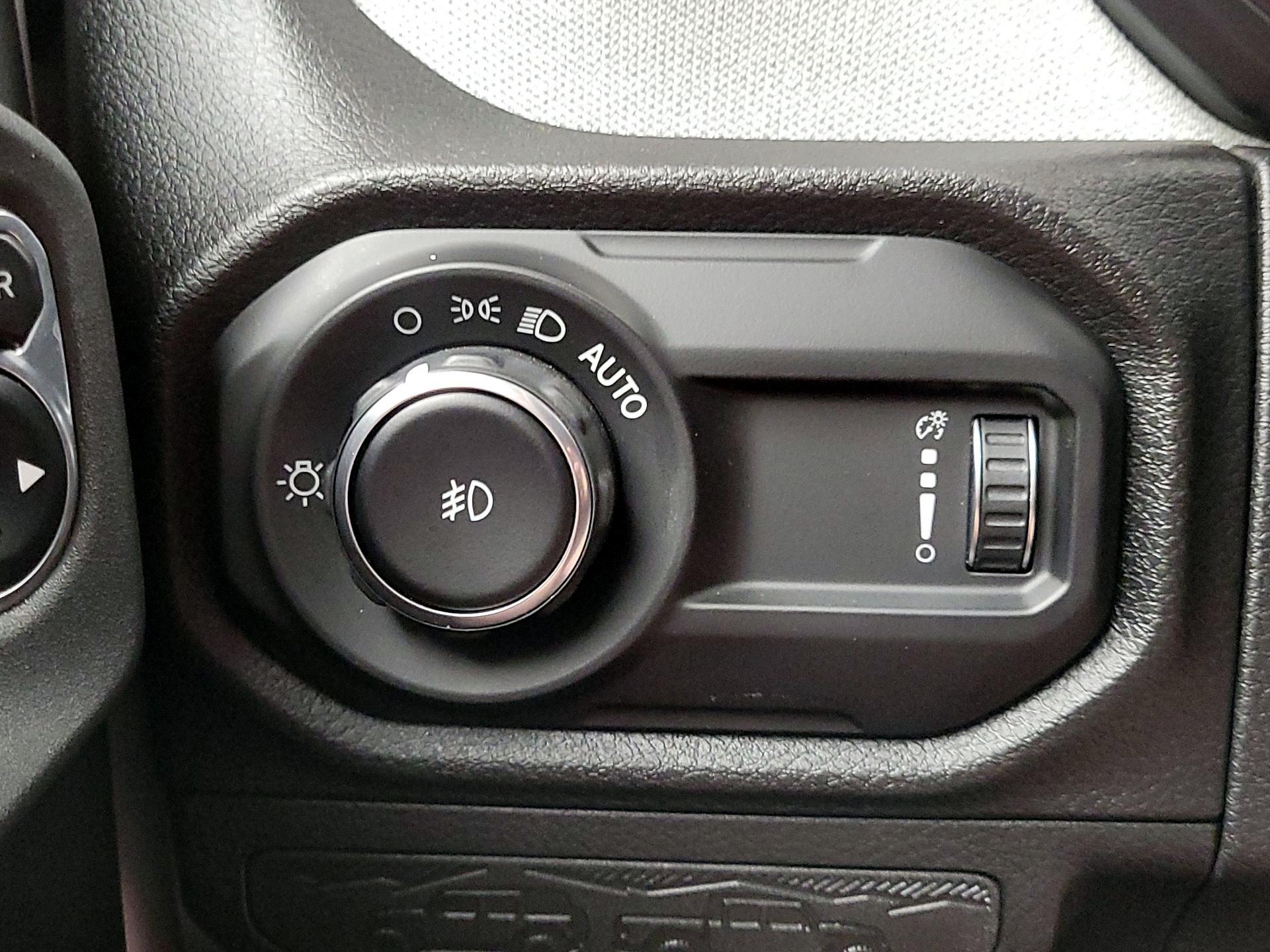 Thumbnail: 2025 Jeep Wrangler - 13